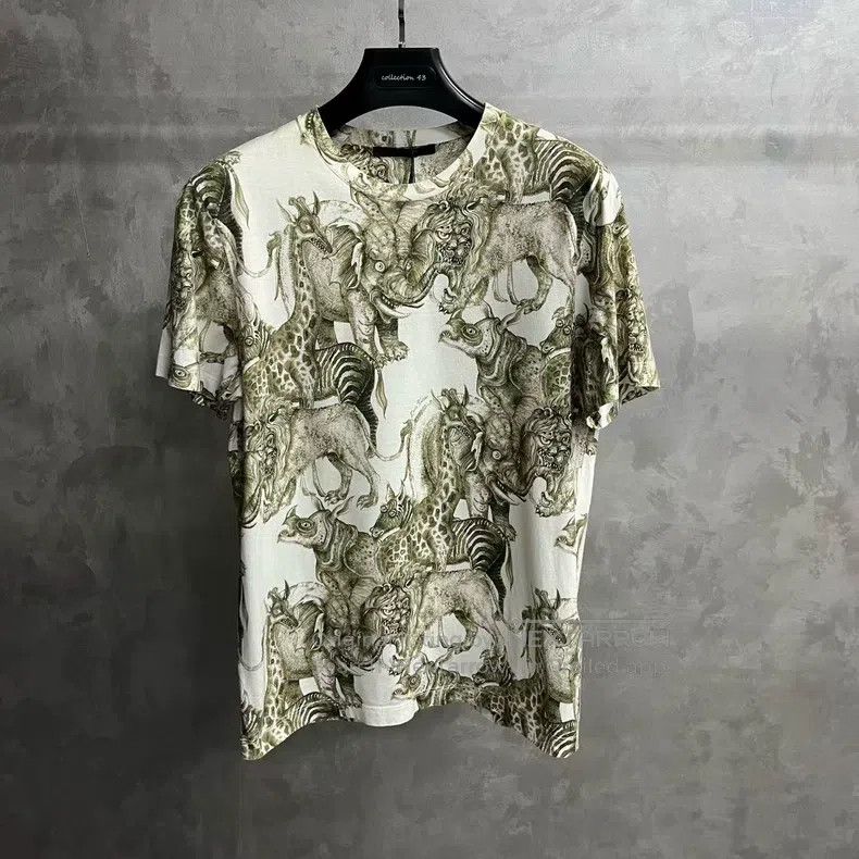 Louis Vuitton Louis Vuitton Classic Animal Print Crew Neck Short Sleeve Size US M / EU 48-50 / 2 - 1 Thumbnail