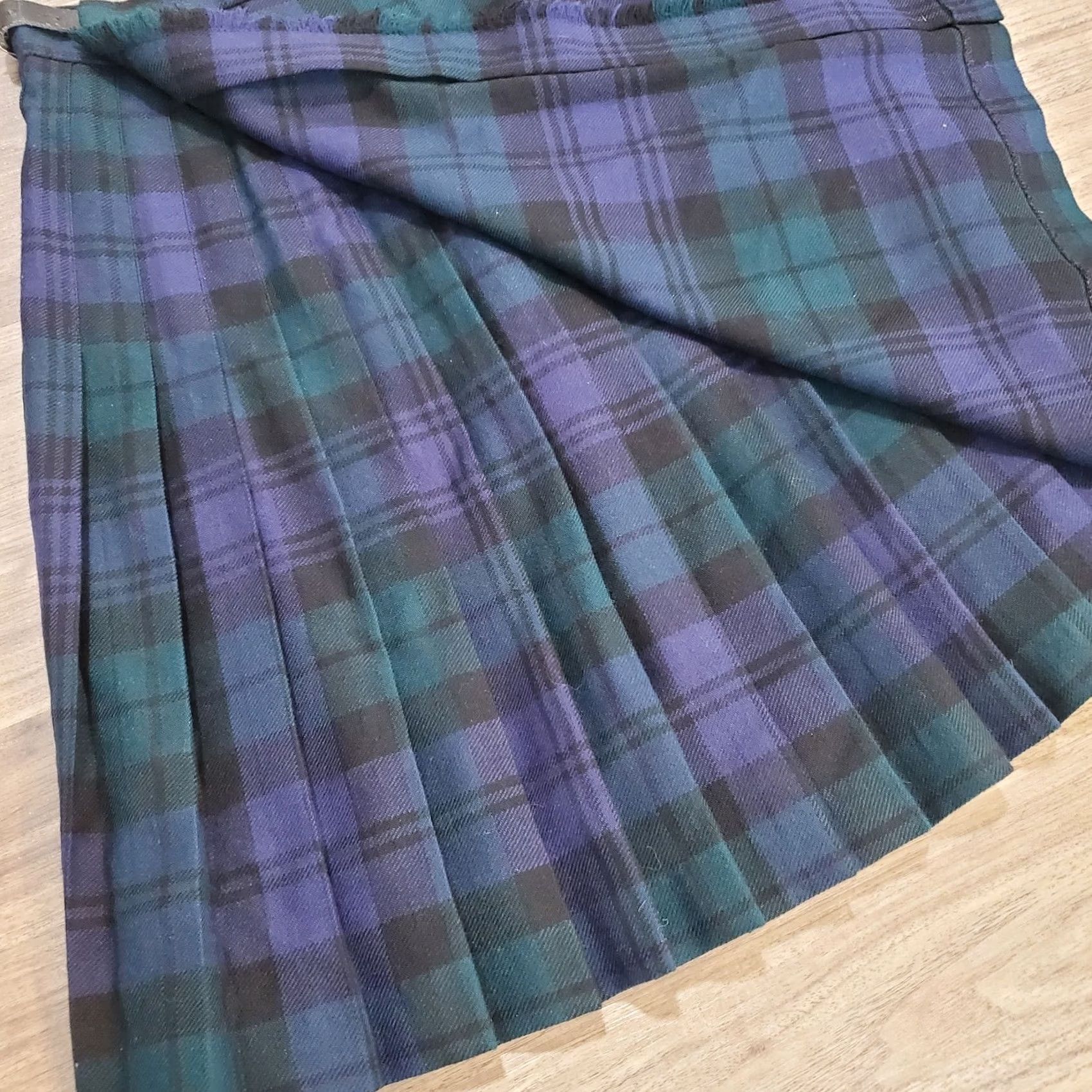Vintage VINTAGE Hector Russel Kilt 100% Wool Pleated Plaid Tartan Scotland Sz S W24-26" L20" Mens Size ONE SIZE - 2 Thumbnail