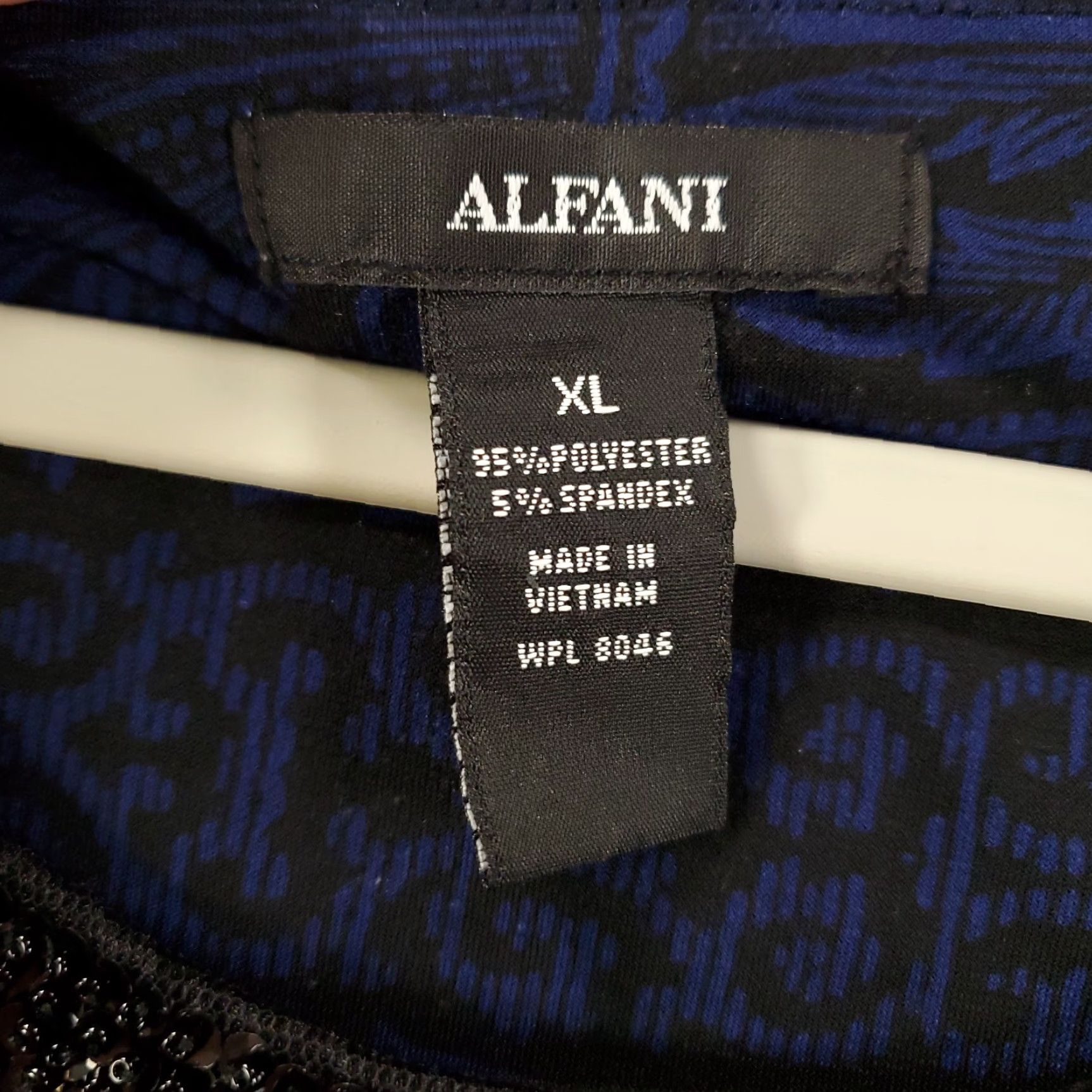 Alfani Womens Alfani Blouse Shirt Geometric Colorblock Blue Beaded V-Neck Long Sleeve XL Tunic Casual Womens Blouse Size XL / US 12-14 / IT 48-50 - 5 Thumbnail