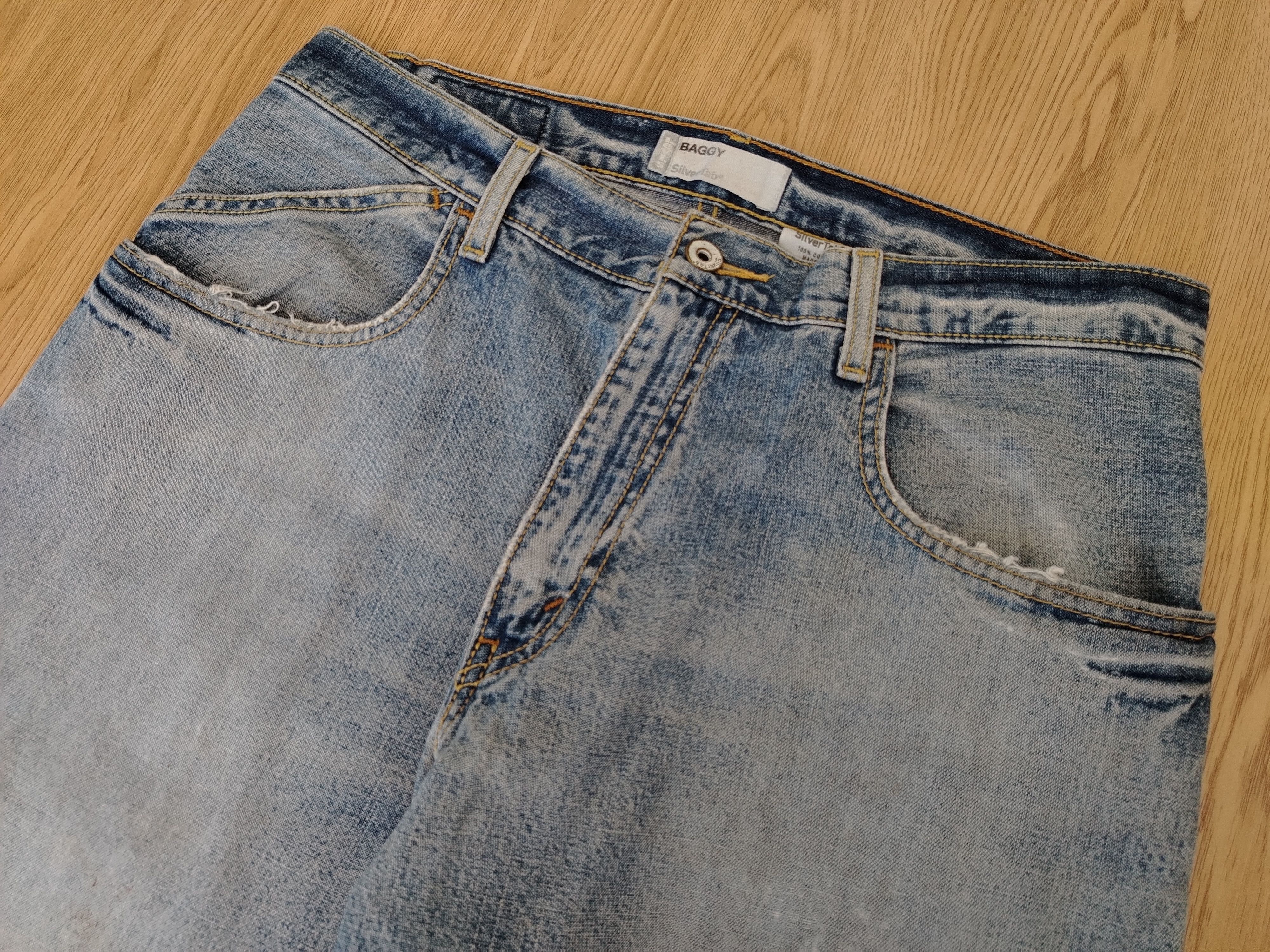 Levi's × Vintage Levis silvertab Baggy Jeans Size US 32 / EU 48 - 2 Thumbnail