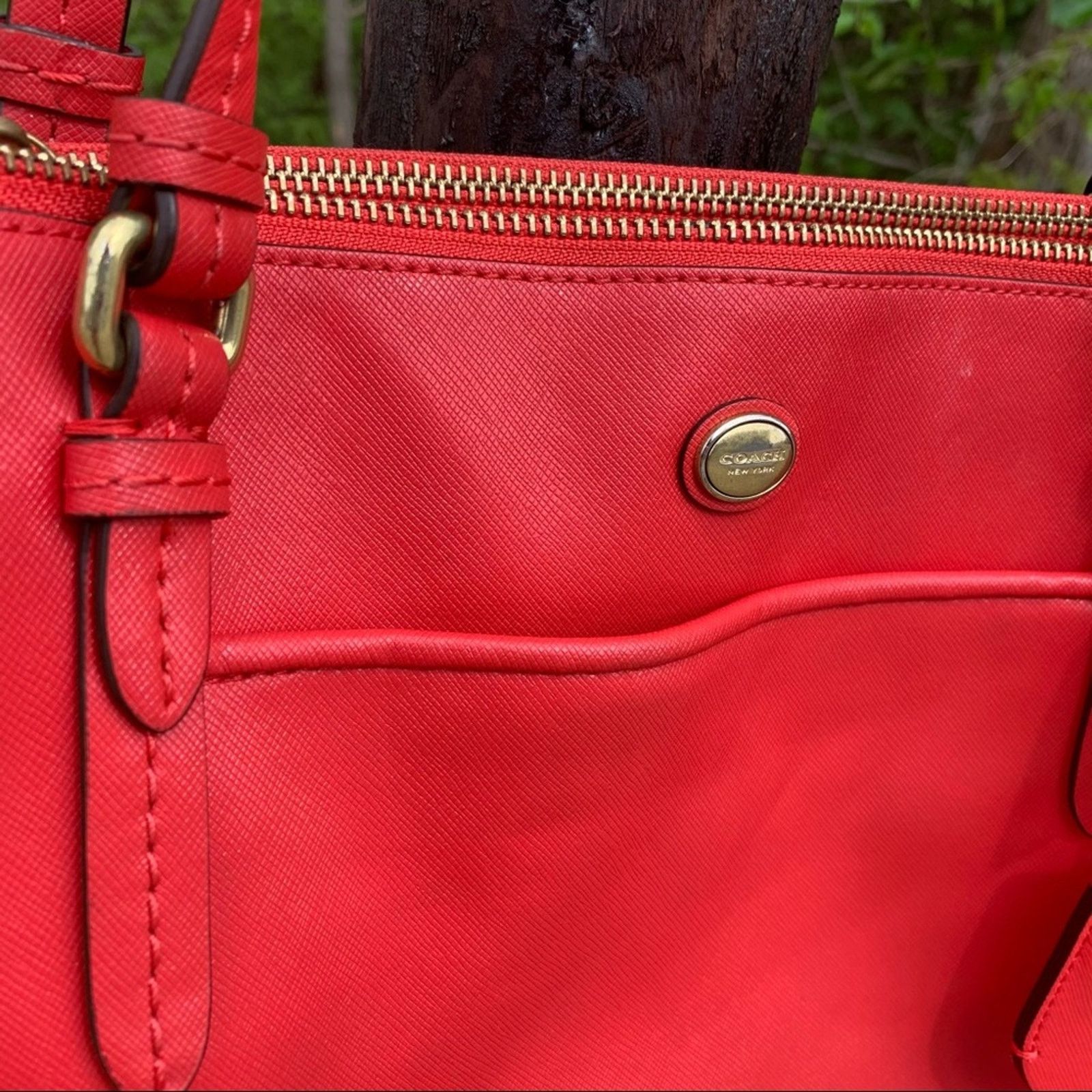 Coach Coach Peyton crossbody multifunction bag purse red orange Size ONE SIZE - 2 Thumbnail