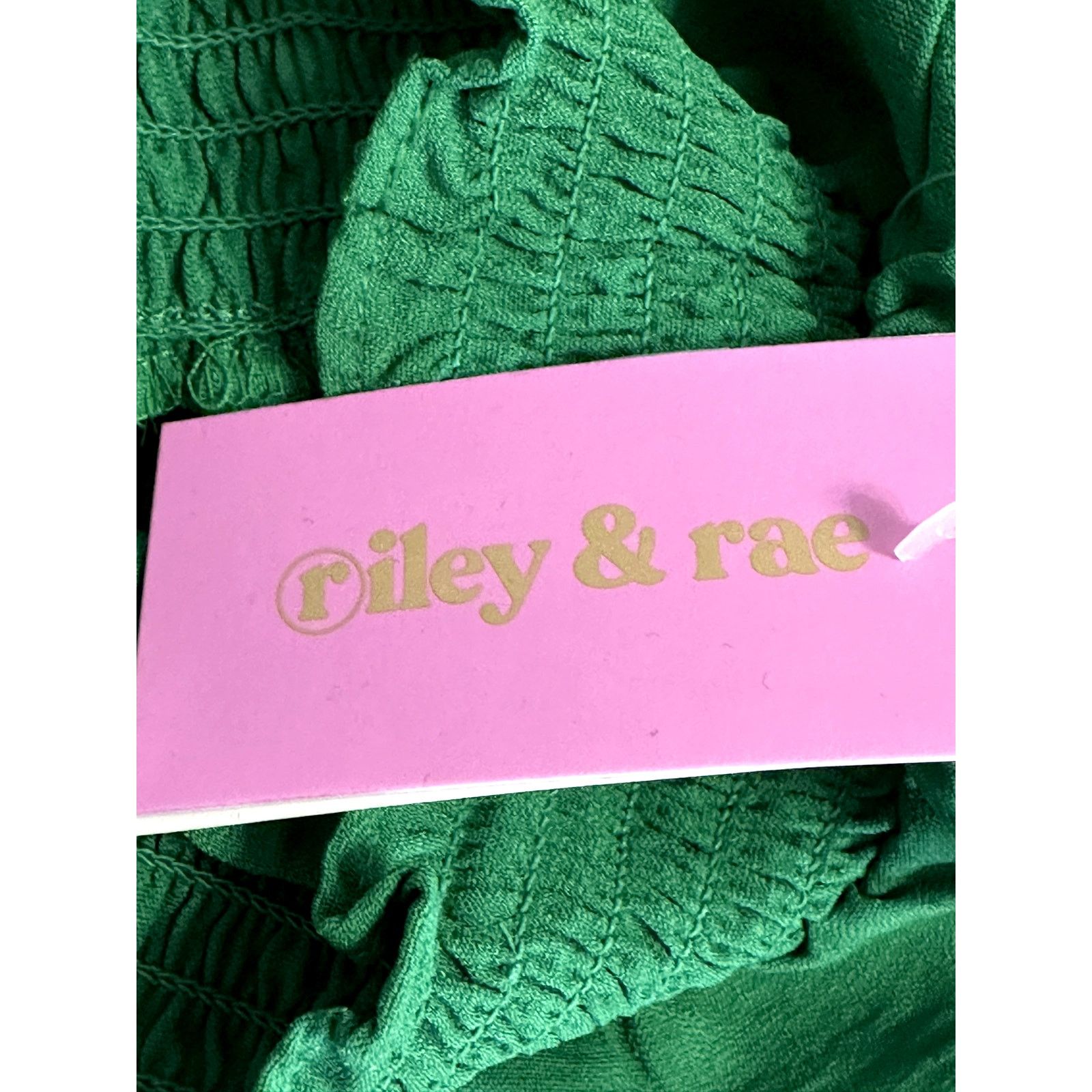 Other Riley & Rae Green Smocked Stretch Sleeveless Crop Top S NWT Size S / US 4 / IT 40 - 7 Thumbnail