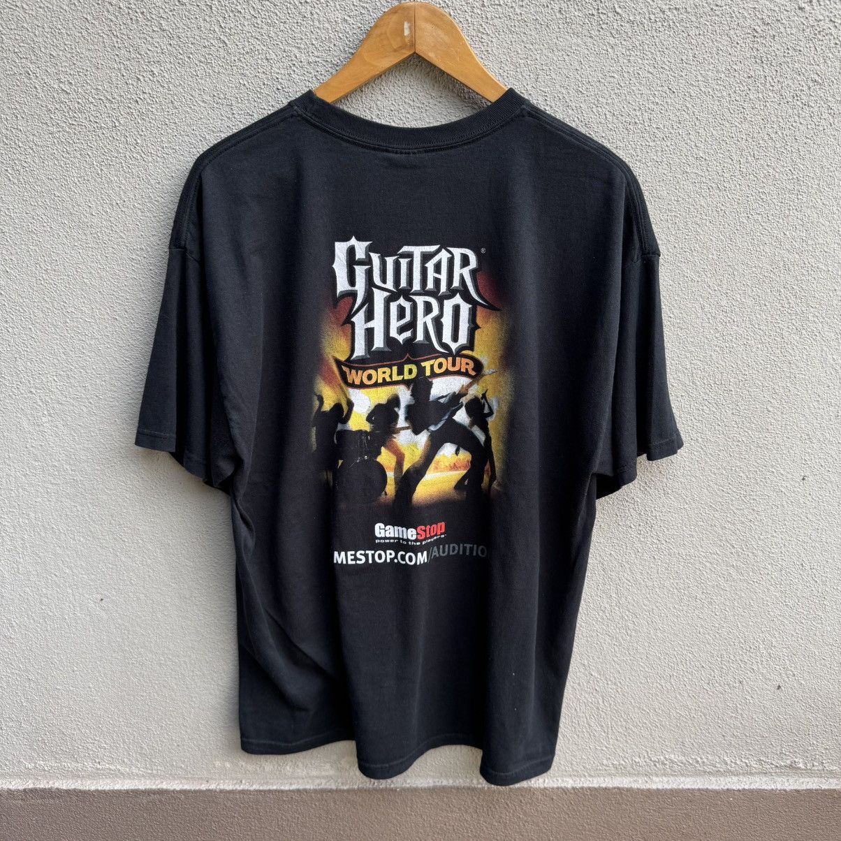 Vintage Vintage GUITAR HERO promo tee games world tour Size US XL / EU 56 / 4 - 1 Thumbnail