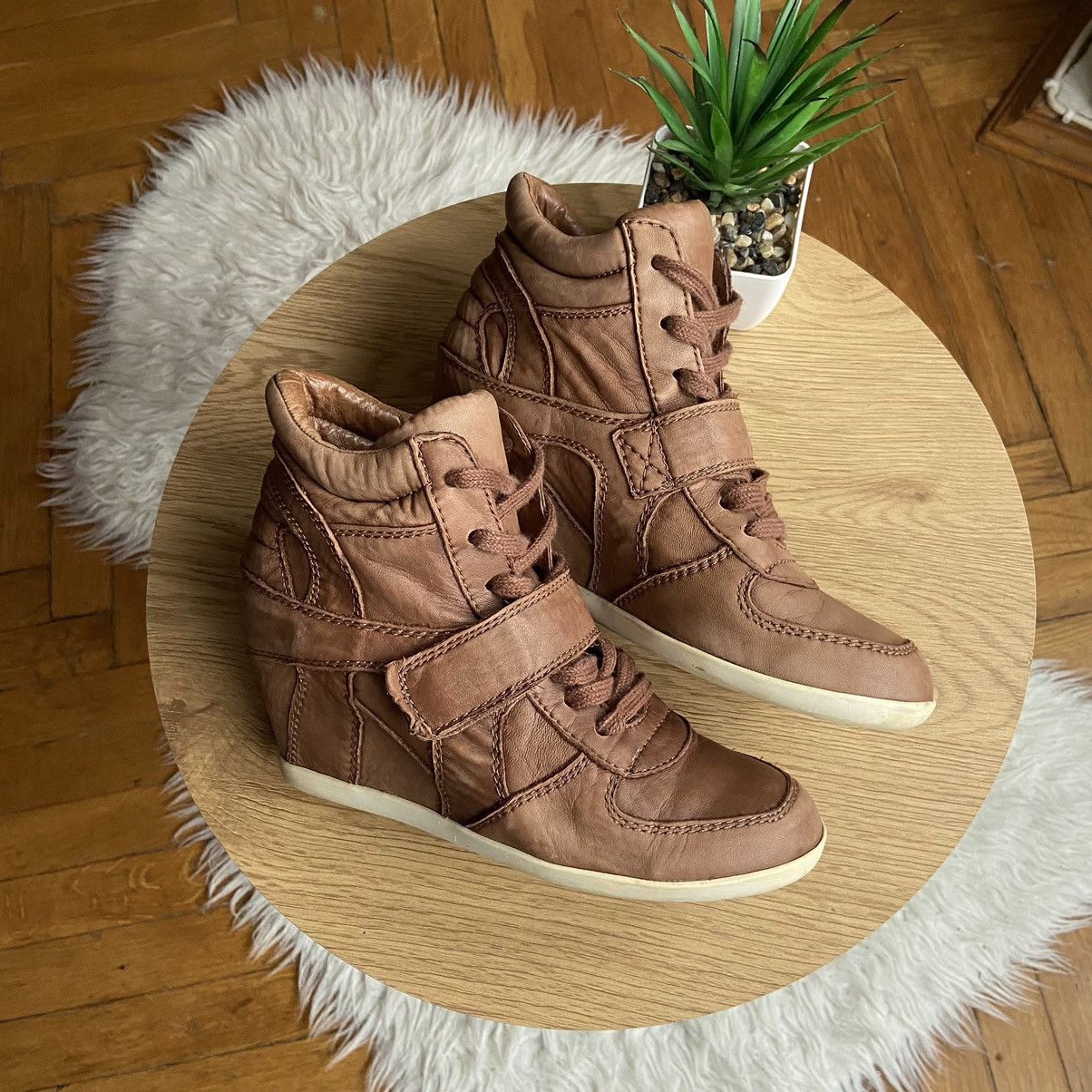 Ash Isabel Marant Style Suede Wedge Snk
