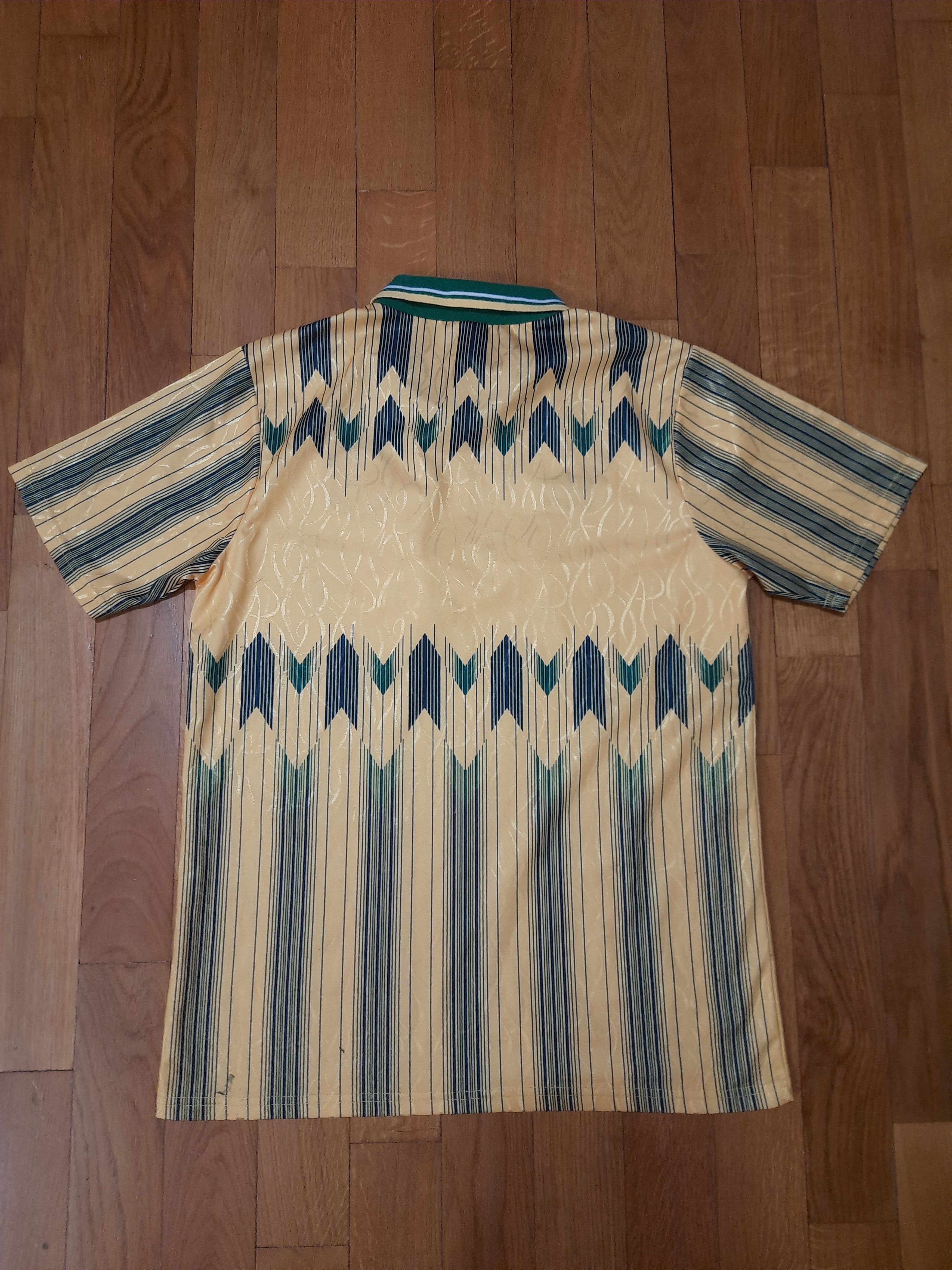 Other Celtic Retro Football Soccer Jersey Size US L / EU 52-54 / 3 - 2 Thumbnail