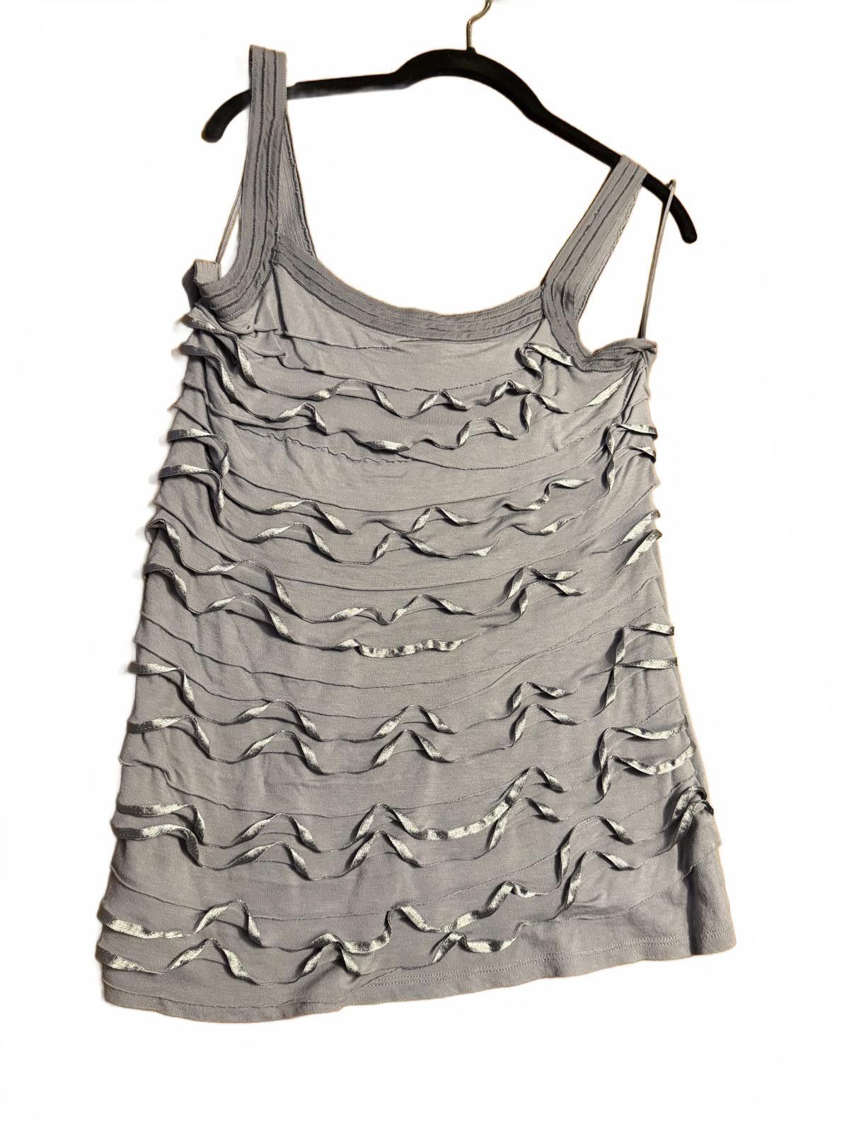 Express Express Gray Ruffle Detail Tank Top Size M Size M / US 6-8 / IT 42-44 - 3 Thumbnail