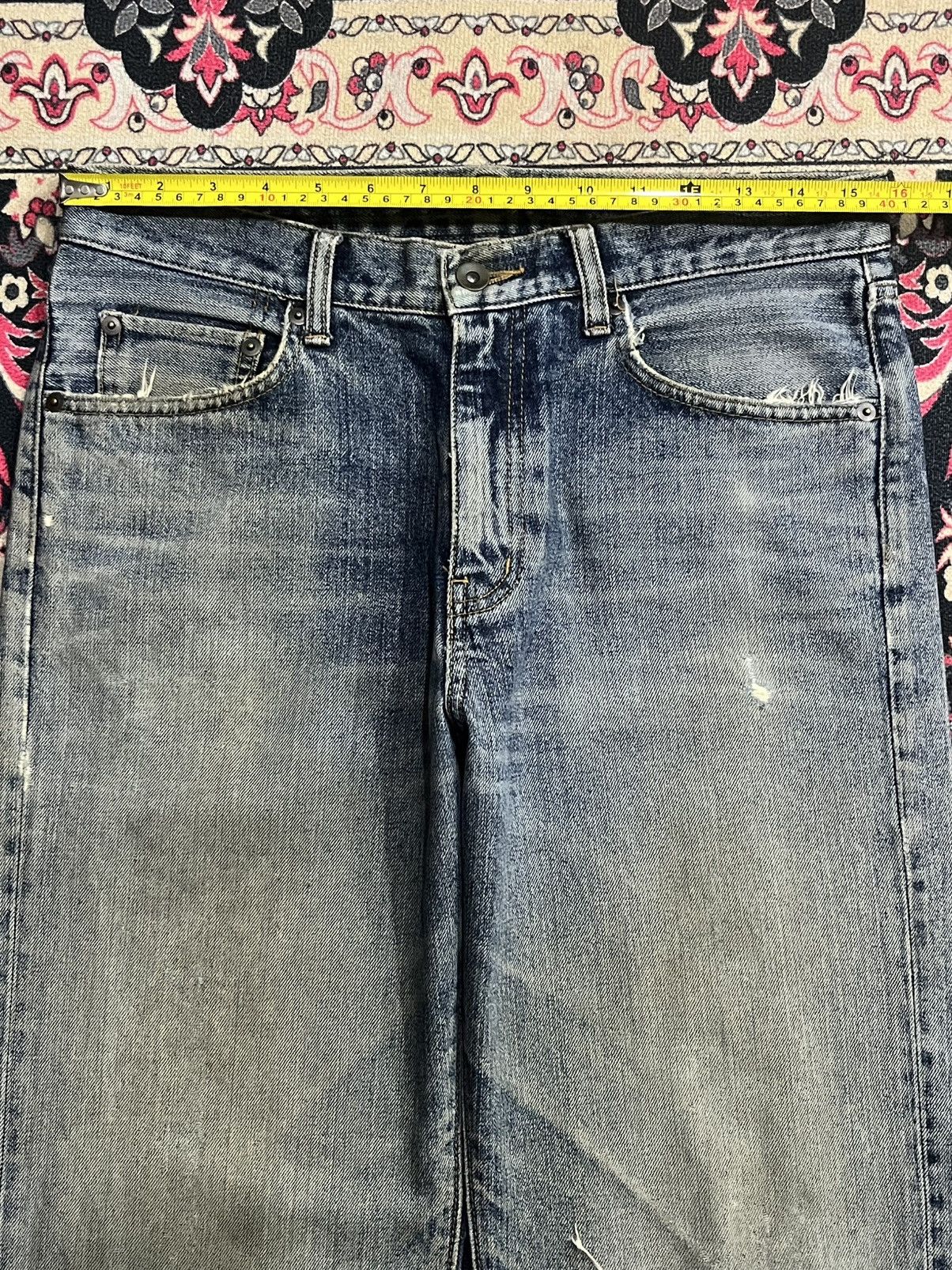 Undercover × Uniqlo Vintage Uniqlo Blue Faded Washed Distressed Straight Jeans Size US 31 - 12 Thumbnail