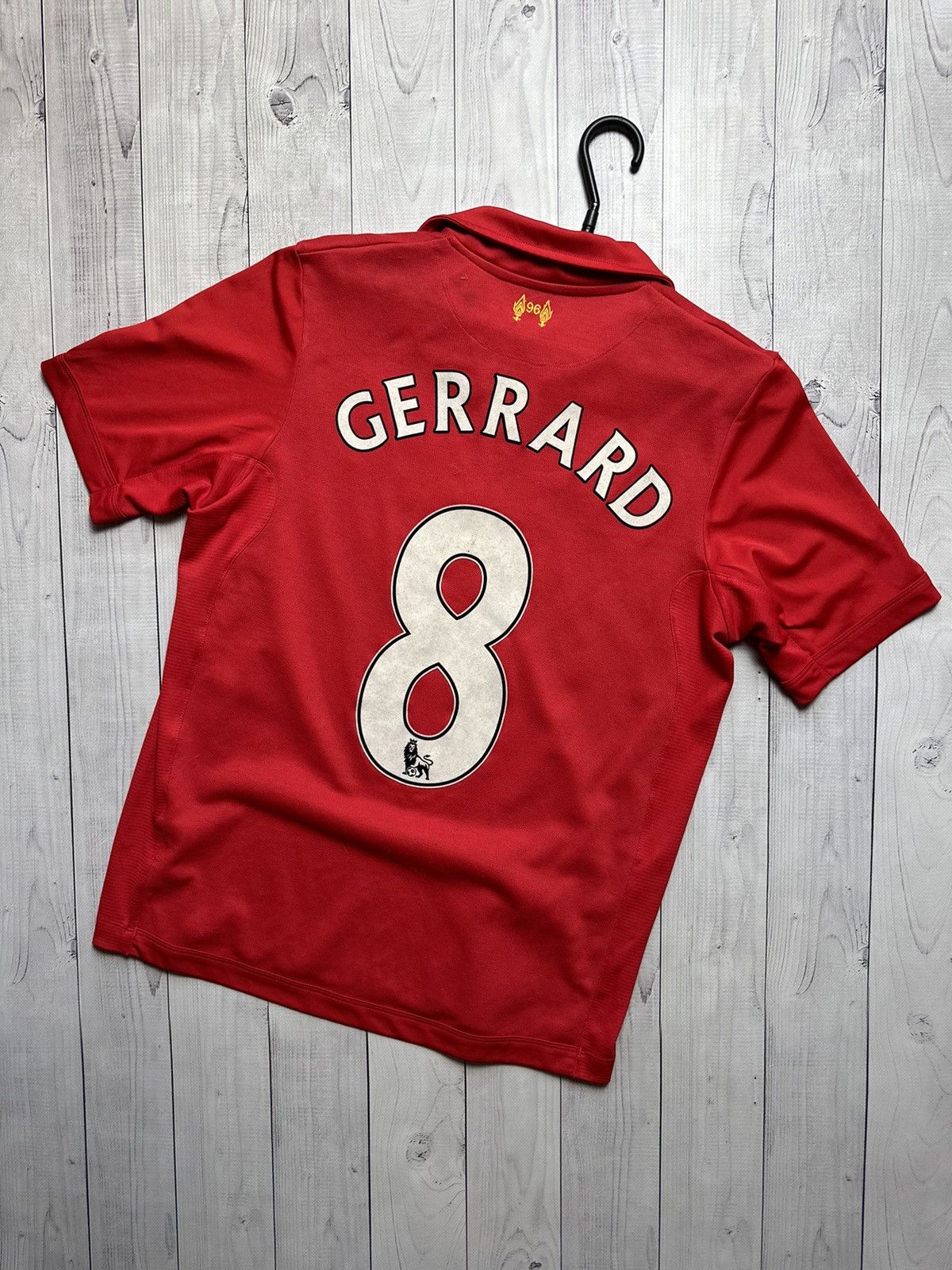Vintage Vintage Liverpool 8 Gerrard soccer jersey size S Size US S / EU 44-46 / 1 - 1 Thumbnail