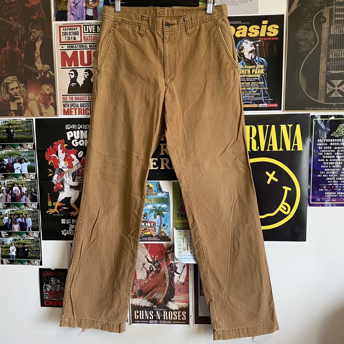 Uniqlo Vintage Uniqlo Chino Pants Size US 31 - 1 Thumbnail