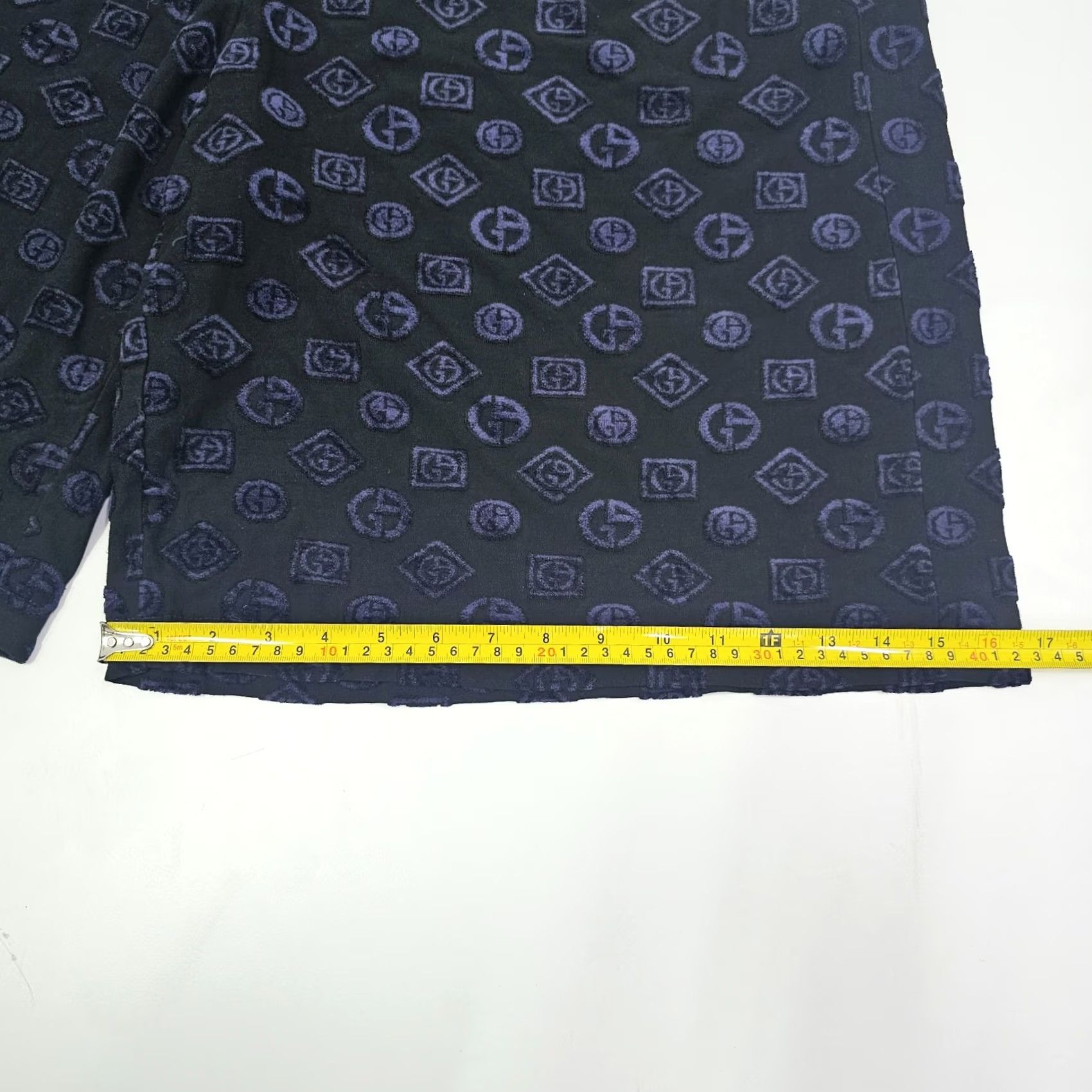 Giorgio Armani Giorgio Armani Cotton Bermuda Logo Shorts Black 54 BNWT Men Bermuda Logo Shorts 54 Black Giorgio Armani Size US 38 / EU 54 - 5 Thumbnail