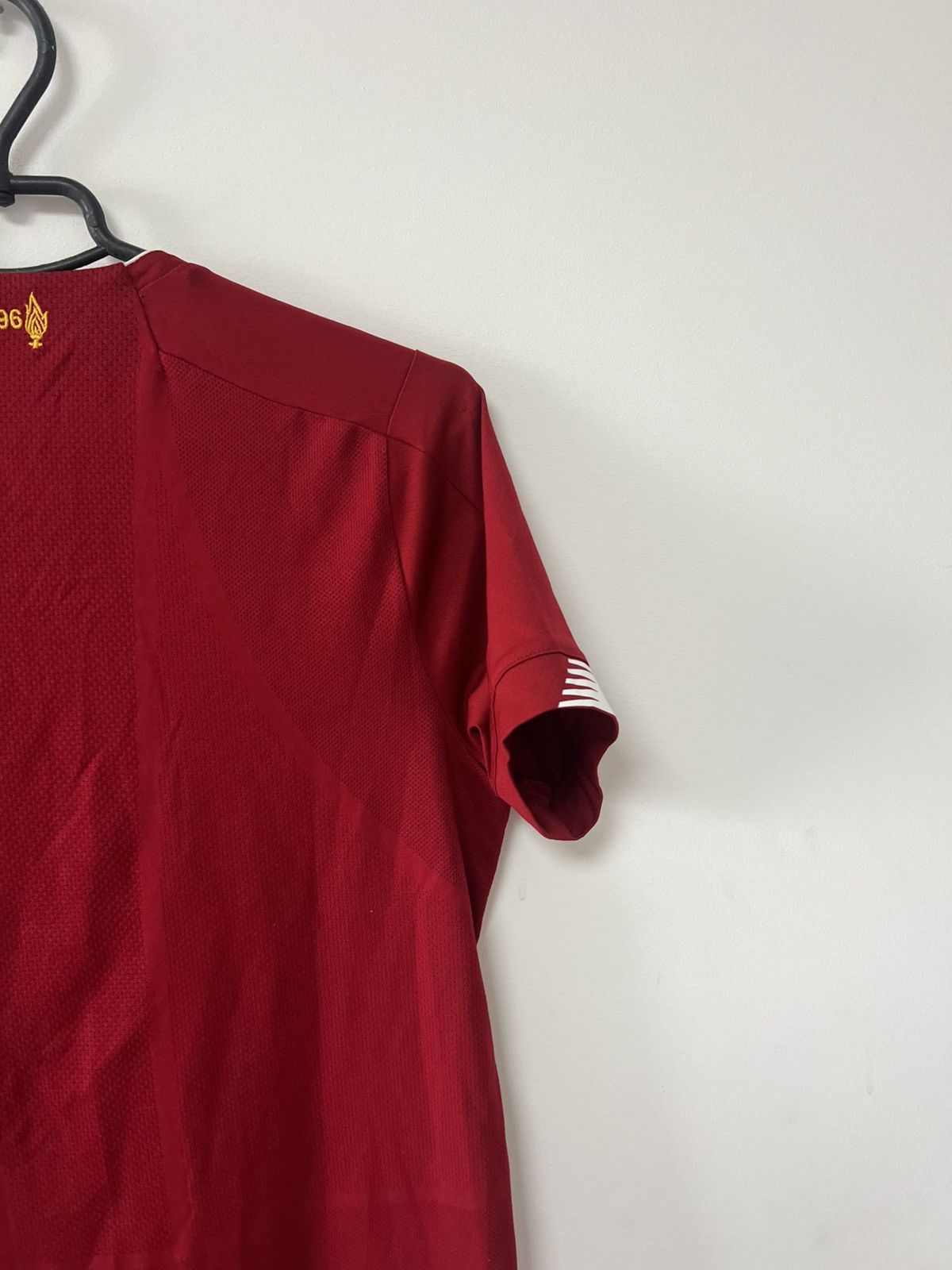 New Balance Liverpool 2019/20 Home Football Shirt Jersey New Balance YXL Size US XS / EU 42 / 0 - 17 Thumbnail