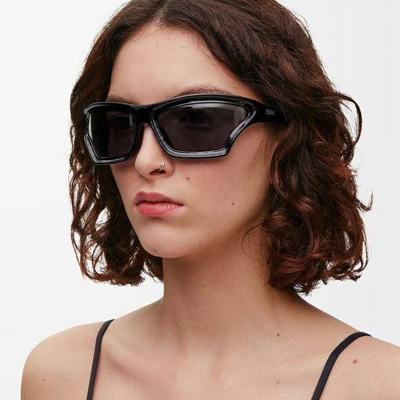 Loewe Loewe LW40143U 01A Sunglasses Black Shield Frame Size ONE SIZE - 3 Thumbnail