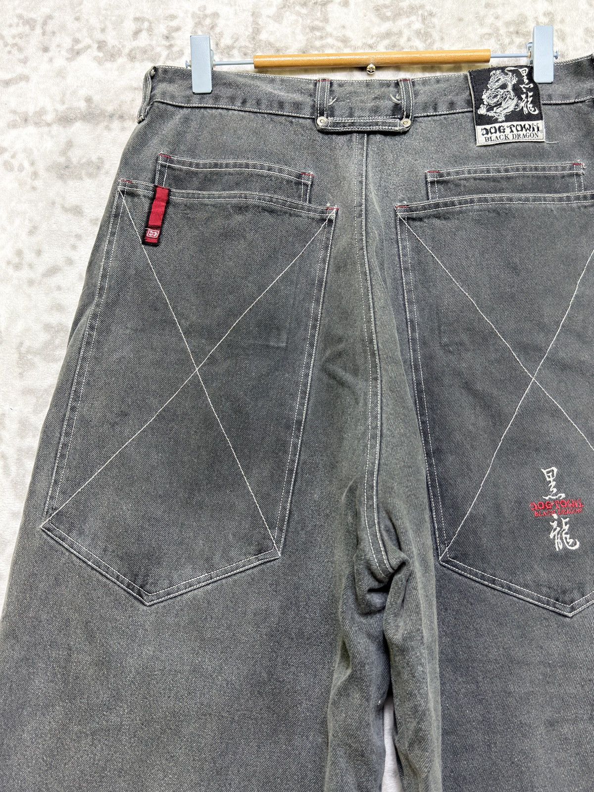 Dogtown Dogtown Black Dragon Baggy Denim Y2K Skate Hip Hop Jeans Size US 31 - 11 Thumbnail