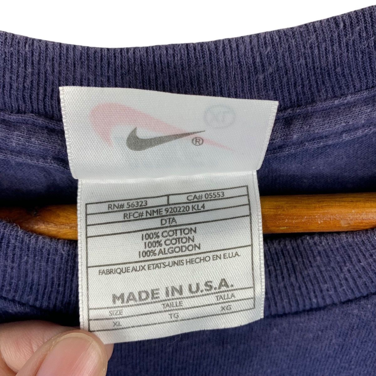 Nike Vintage NIKE girls kick but spellout tee Size US XL / EU 56 / 4 - 10 Thumbnail
