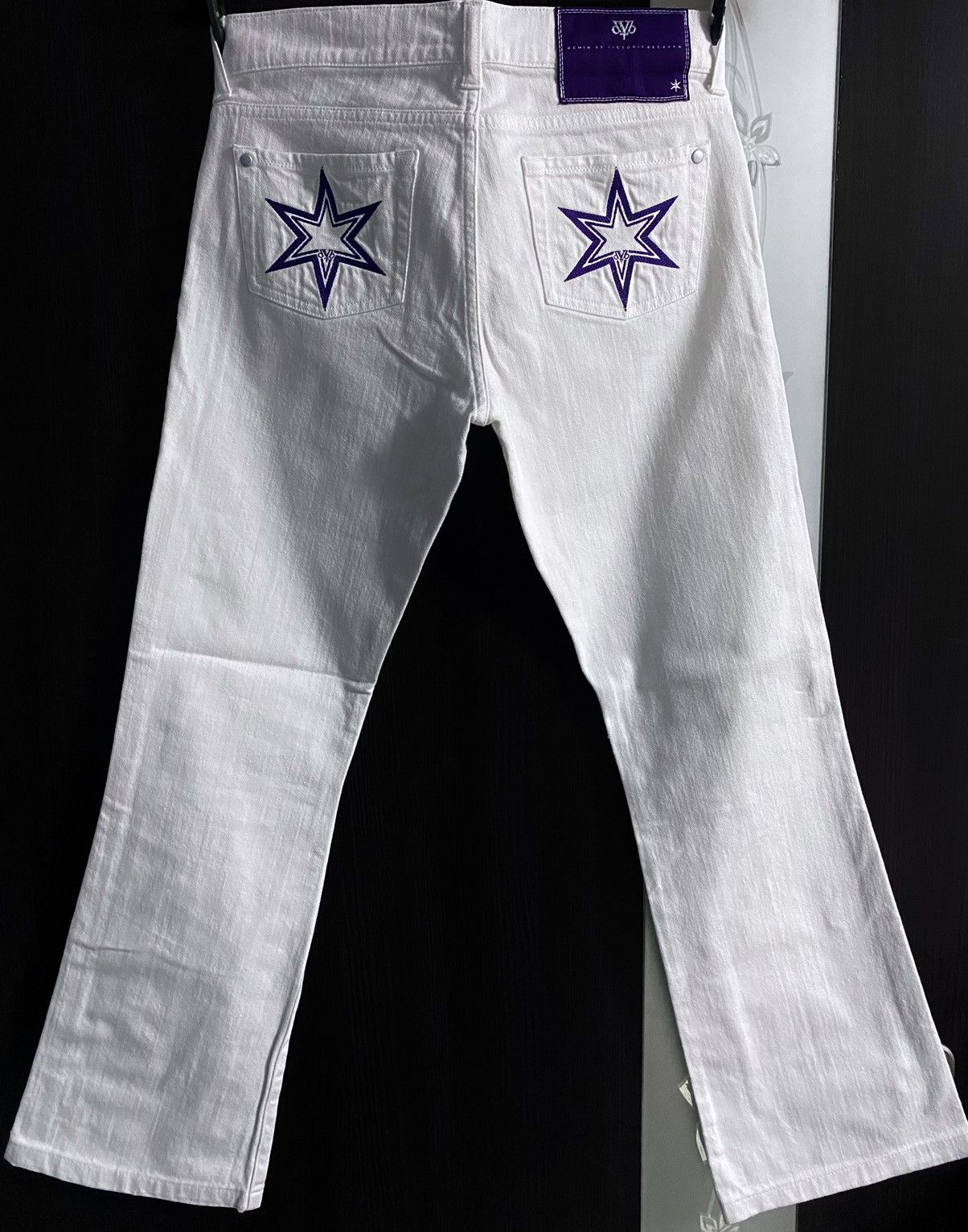 Victoria Beckham Victoria Beckham White Flared Jeans Denim Embroidered Logo Size 27" / US 4 / IT 40 - 3 Thumbnail