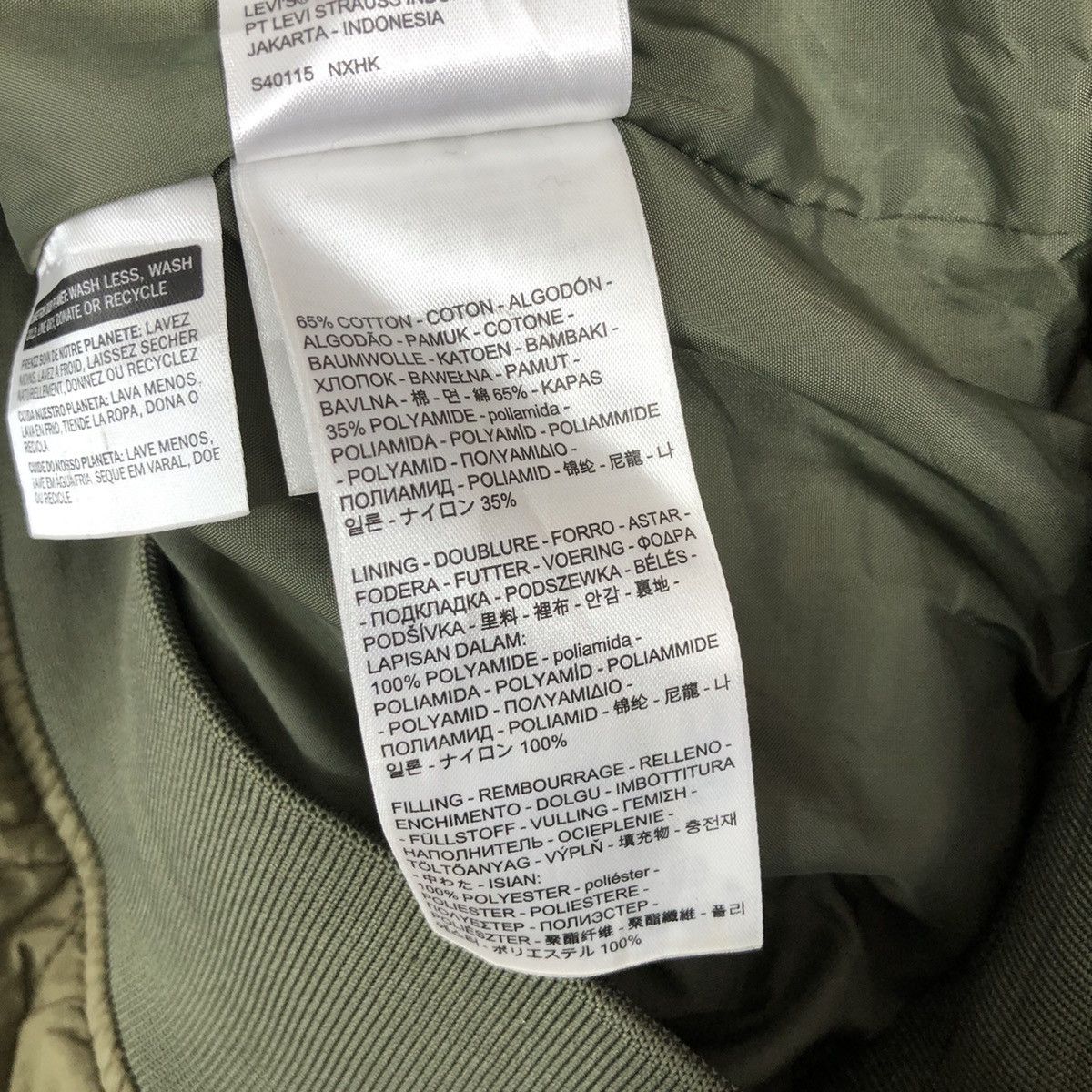 Levi's LEVI’S Bomber Jacket Quilted Green Color Size L Size US L / EU 52-54 / 3 - 10 Thumbnail