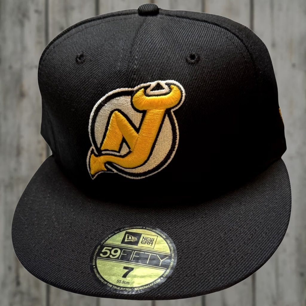 New Era New Era 59FIFTY Devils Hat Mens Size 7 Black NHL Fitted Cap Logo Size US M / EU 48-50 / 2 - 1 Thumbnail
