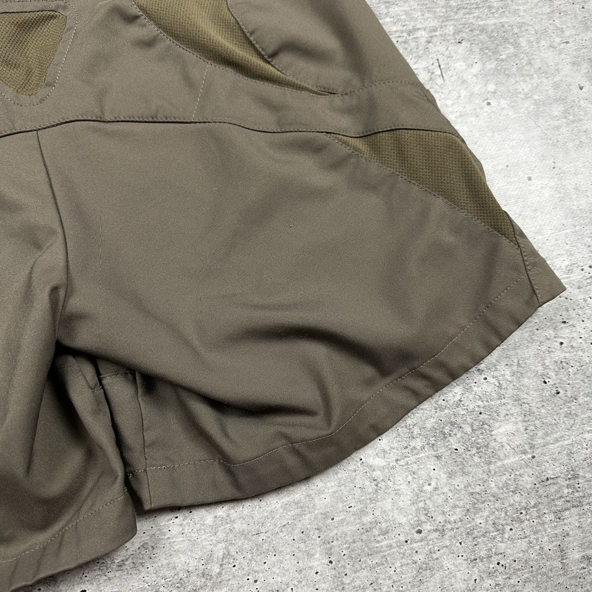 Nike ACG Vintage Nike ACG Shorts Brown Women’s Size US 4 Size 27" / US 4 / IT 40 - 14 Thumbnail