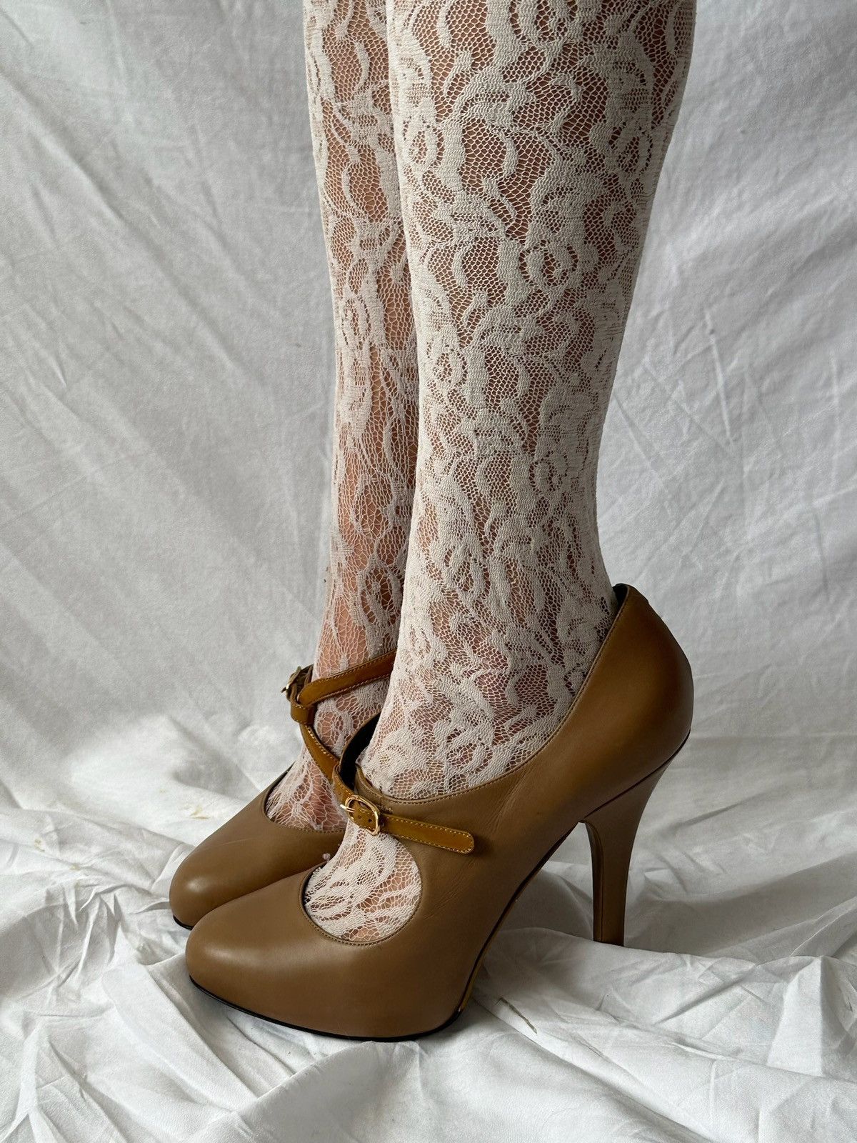 Dolce & Gabbana Dolce Gabbana heels Size US 7.5 / IT 37.5 - 7 Thumbnail