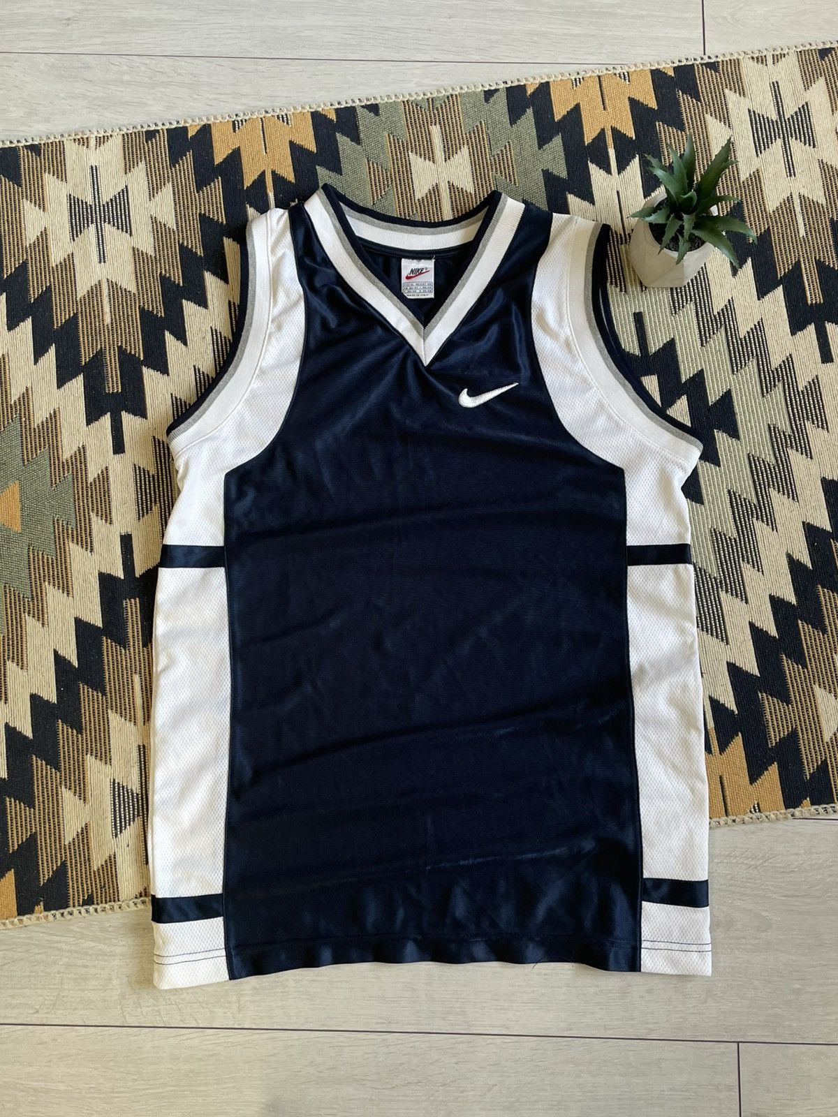 Nike × Vintage Vintage 90’s Nike Basketball Sleeveless Shirt Size US XL / EU 56 / 4 - 1 Thumbnail