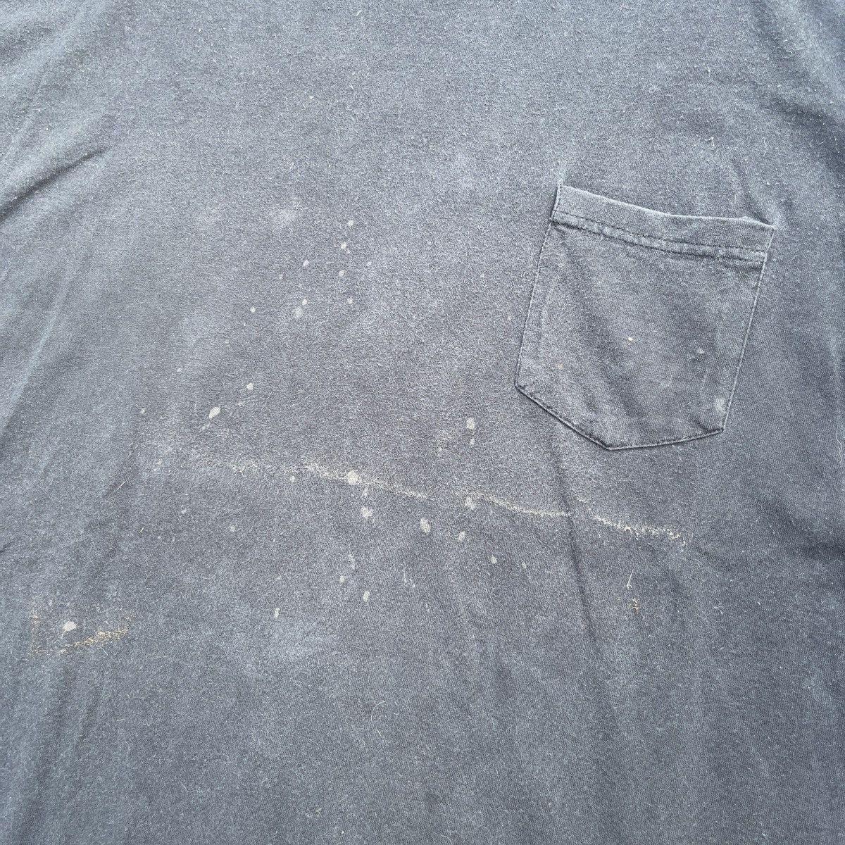 Vintage Vintage 90s Thrashed Black Blank Pocket T Shirt Size US XXL / EU 58 / 5 - 3 Thumbnail