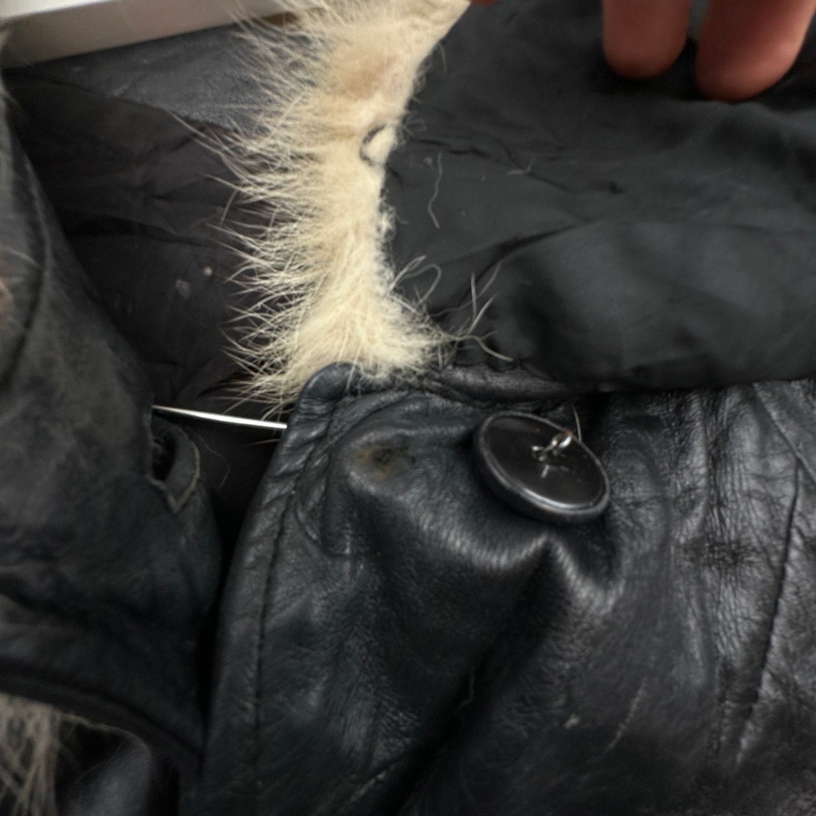 Vintage Vintage 60s 70s Black Leather Fox Fur Swing Coat Womens Size L / US 10 / IT 46 - 13 Thumbnail