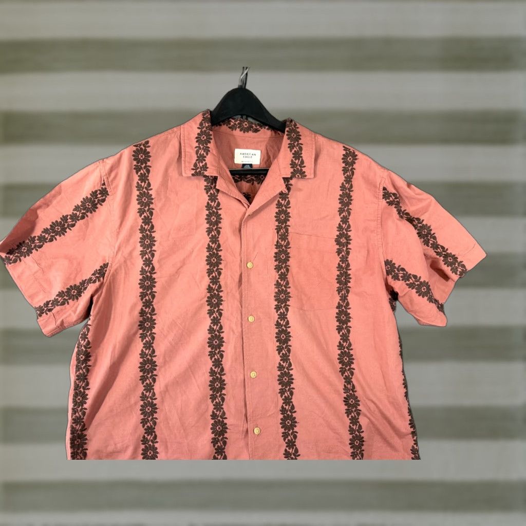 American Eagle Outfitters American Eagle Shirt Mens L Pink Floral Embroidered Button-Up Short Sleeve Relaxed Fit Size US L / EU 52-54 / 3 - 1 Thumbnail