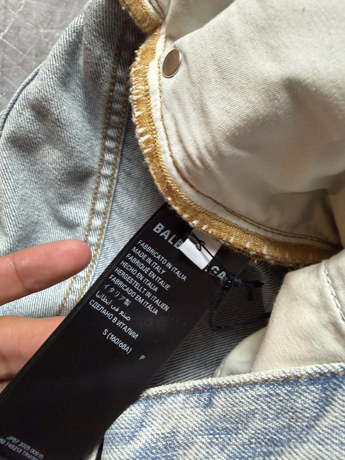 Balenciaga Balenciaga Baggy Jeans in Classic Blue Size US 30 / EU 46 - 10 Thumbnail