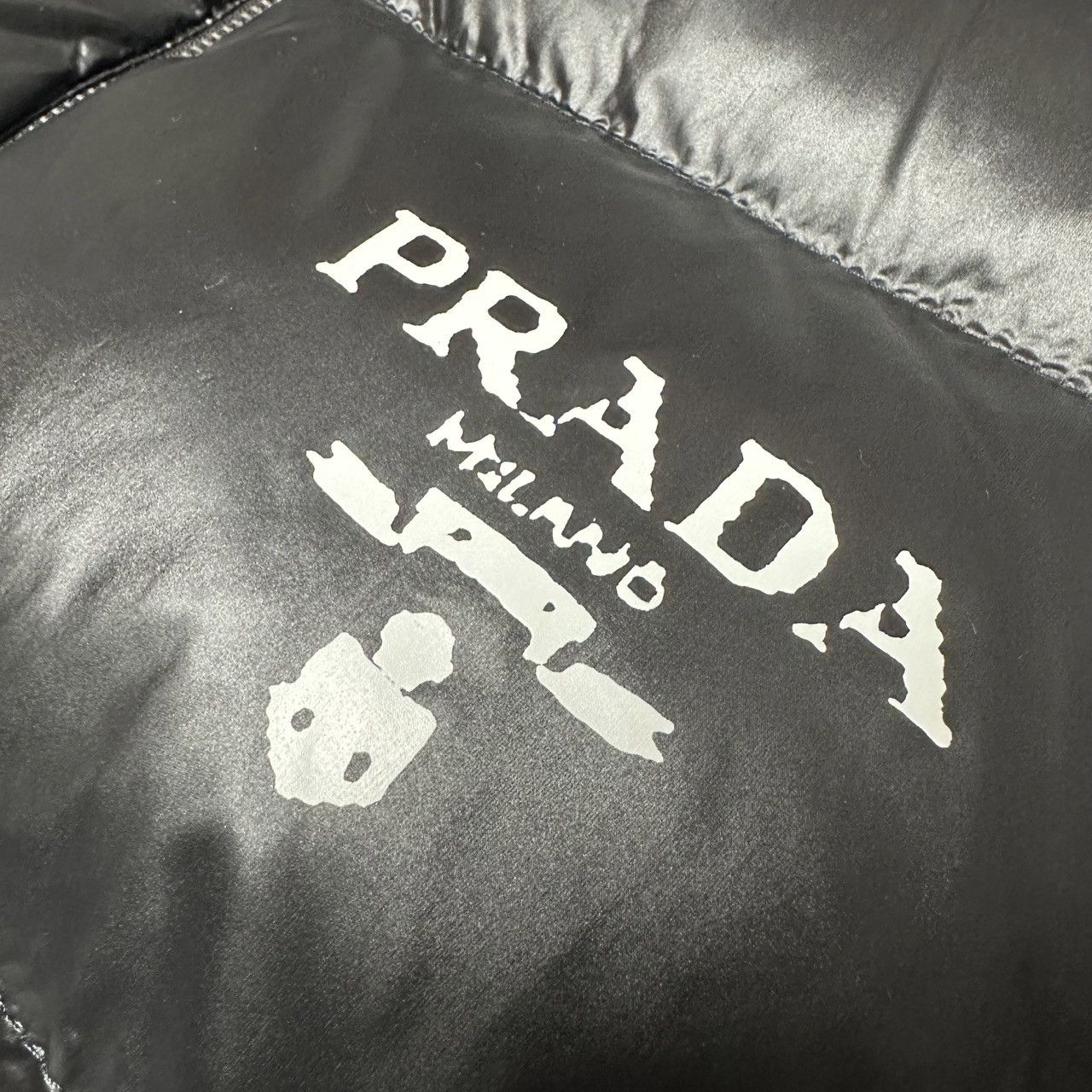 Prada Prada mens size S M black re-nylon Jacket gilet Vest Size US S / EU 44-46 / 1 - 11 Thumbnail