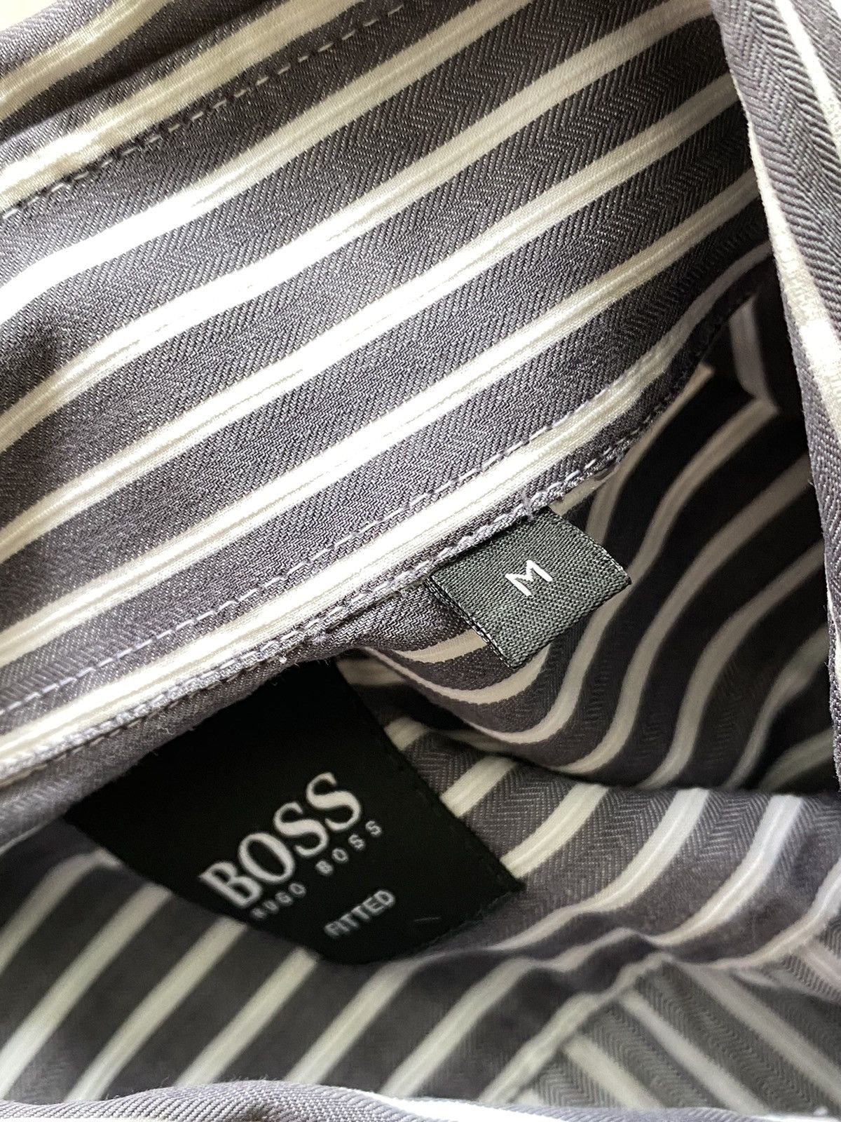Hugo Boss Hugo Boss Fitted Ls stripe shirt Size US M / EU 48-50 / 2 - 5 Thumbnail