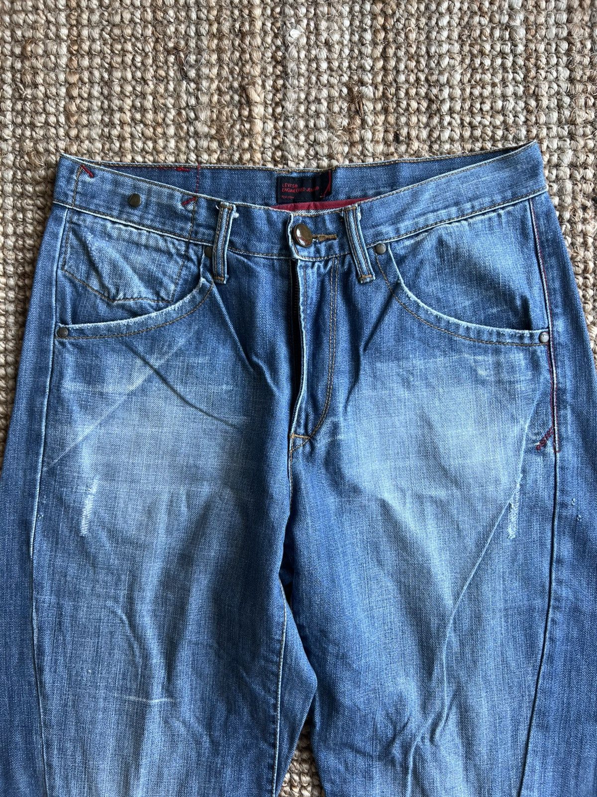 Levi's Levis Engineered Jeans Buckle Back Tag W30 Actual Size US 30 / EU 46 - 2 Thumbnail