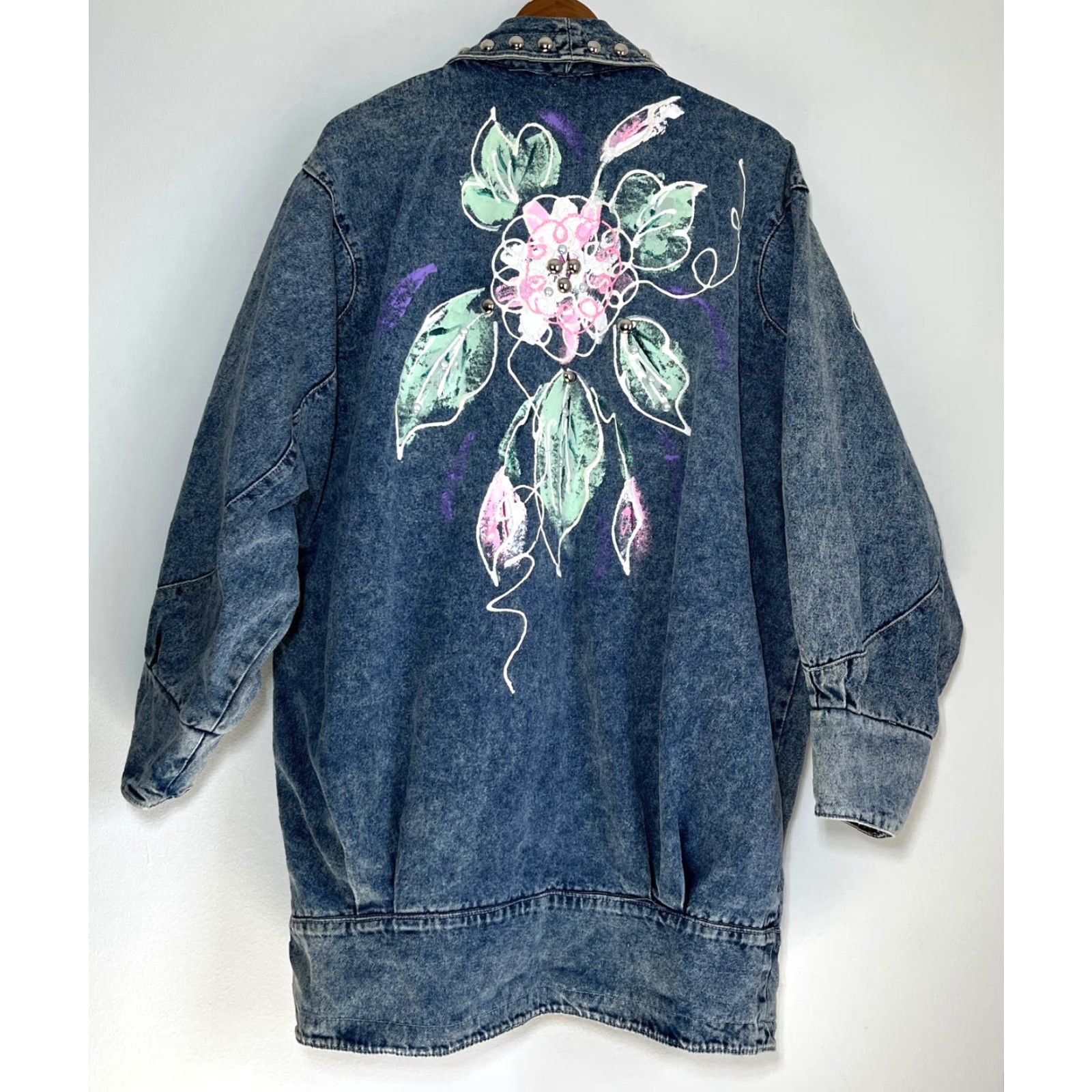 Denime VINTAGE Women's Denim Jacket Americana 80s Floral Blue Sz L Jacket Women 80s Vintage Denim Jacket Americana Floral Pockets Blue 80s Womens Mens Girls Size L / US 10 / IT 46 - 3 Thumbnail
