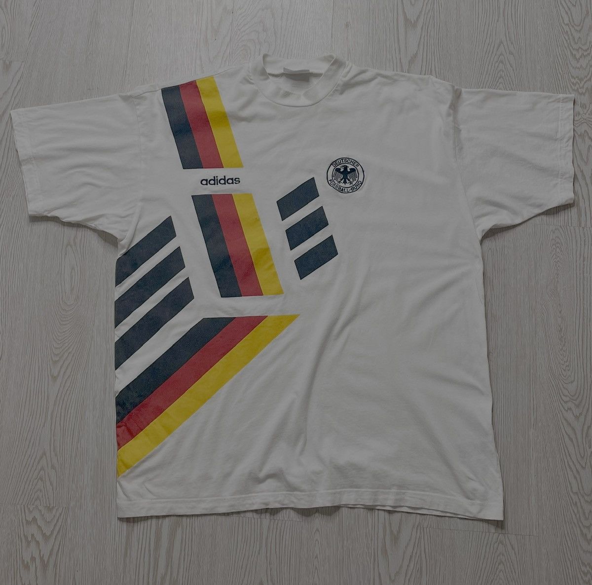 Adidas Vintage 1992-94 Adidas Germany Training Soccer T-shirt Size US XL / EU 56 / 4 - 2 Thumbnail