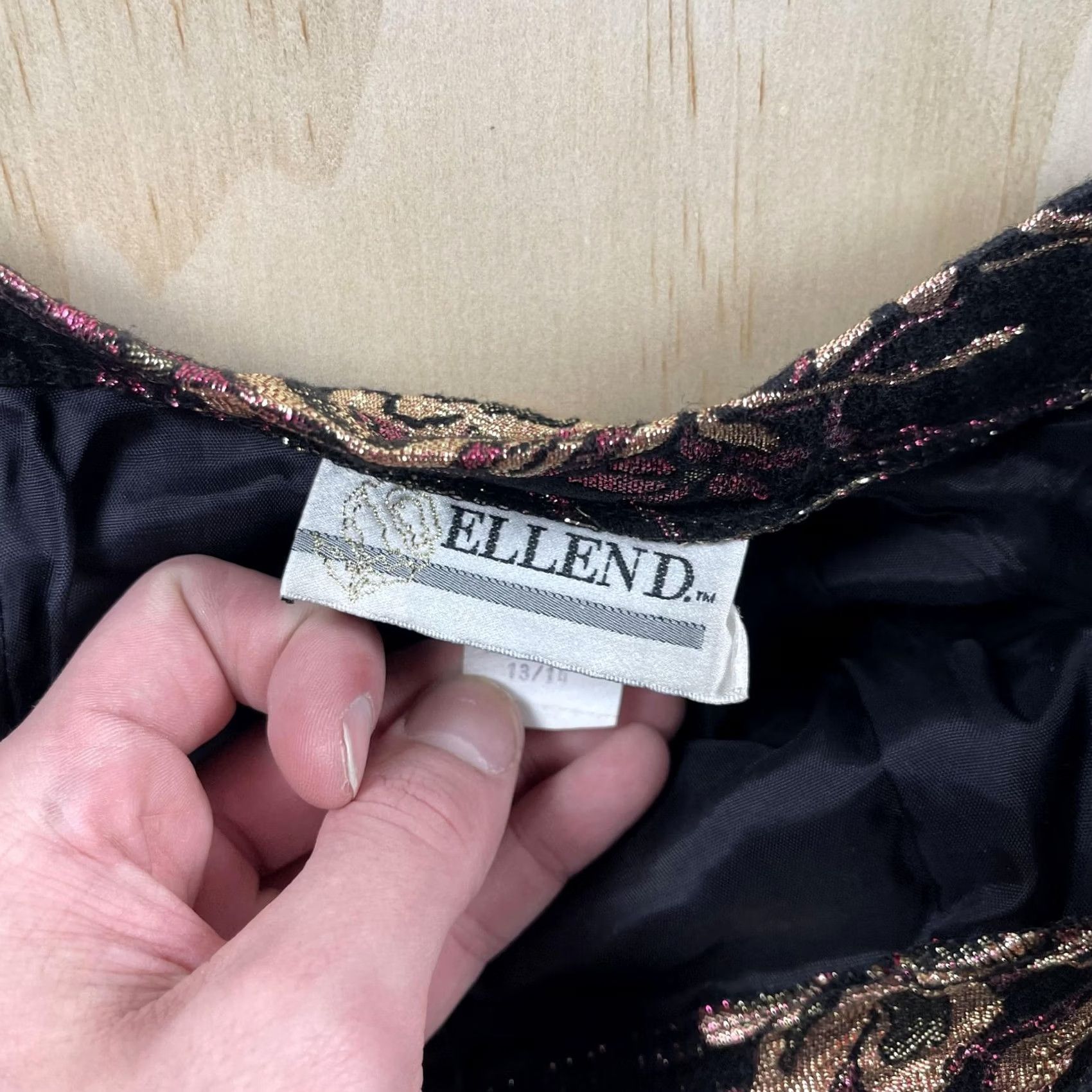 Vintage Ellend Skirt Womens Black Floral Brocade Pencil Mini Lined Party Cocktail 13/14 Size 34" / US 12 / IT 48 - 2 Thumbnail