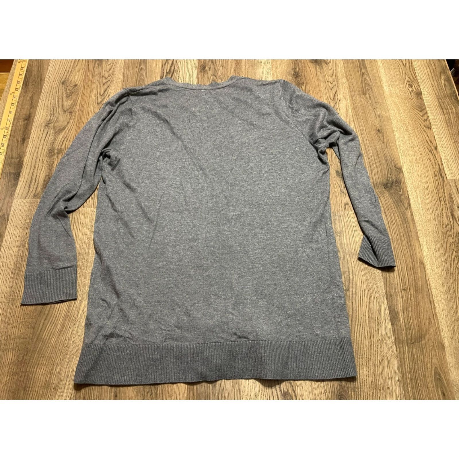 Old Navy Old Navy Cardigan Sweater, Women's XL, Gray, V-neck, Sequin, Casual Wear, Regular Fit, Long Sleeve, Fall Spring Summer, Womens Size XL / US 12-14 / IT 48-50 - 2 Thumbnail