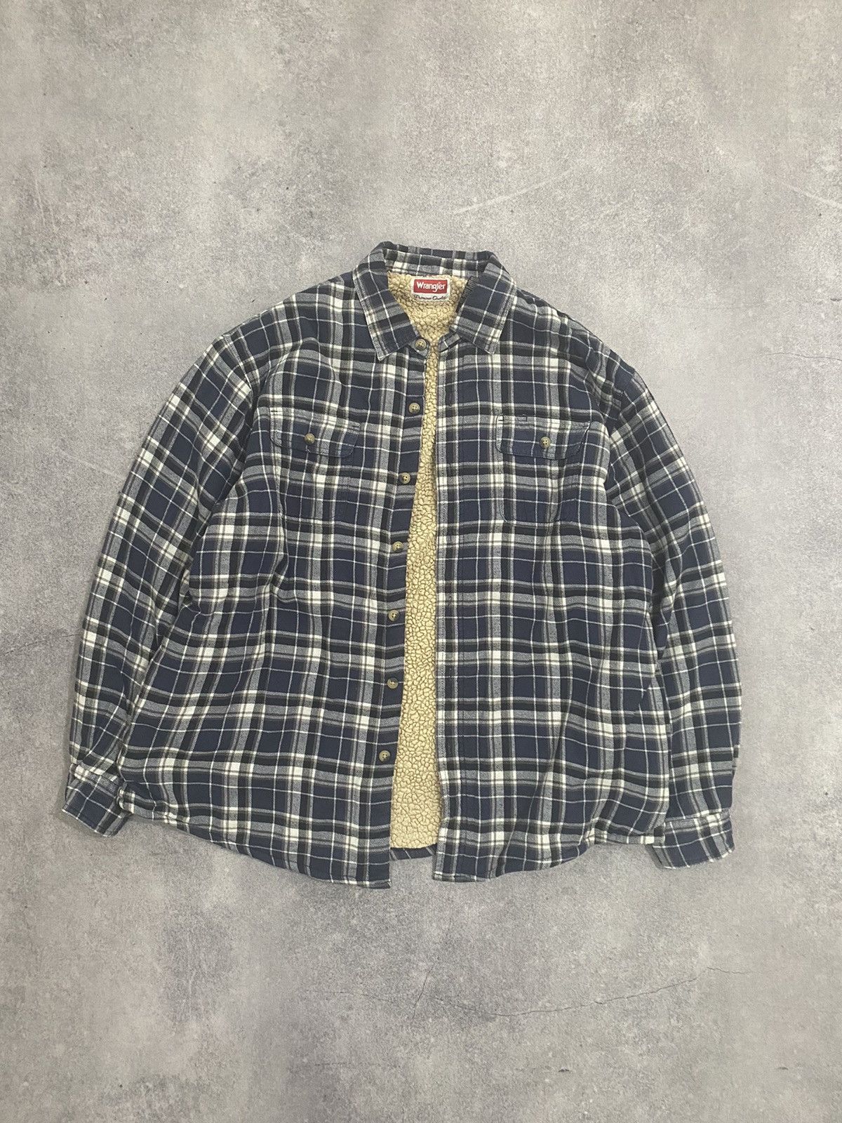 Vintage × Wrangler Vintage Wrangler Flannel Lined Blue Plaid Buttons Up Shirt Size US XL / EU 56 / 4 - 1 Thumbnail