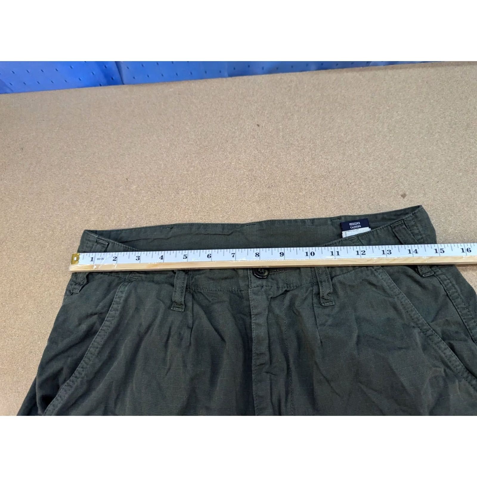 Diesel VINTAGE Diesel Cargo Shorts Size 28 Military Green Only The Brave Mens Shorts Cargo Size US 28 / EU 44 - 6 Thumbnail