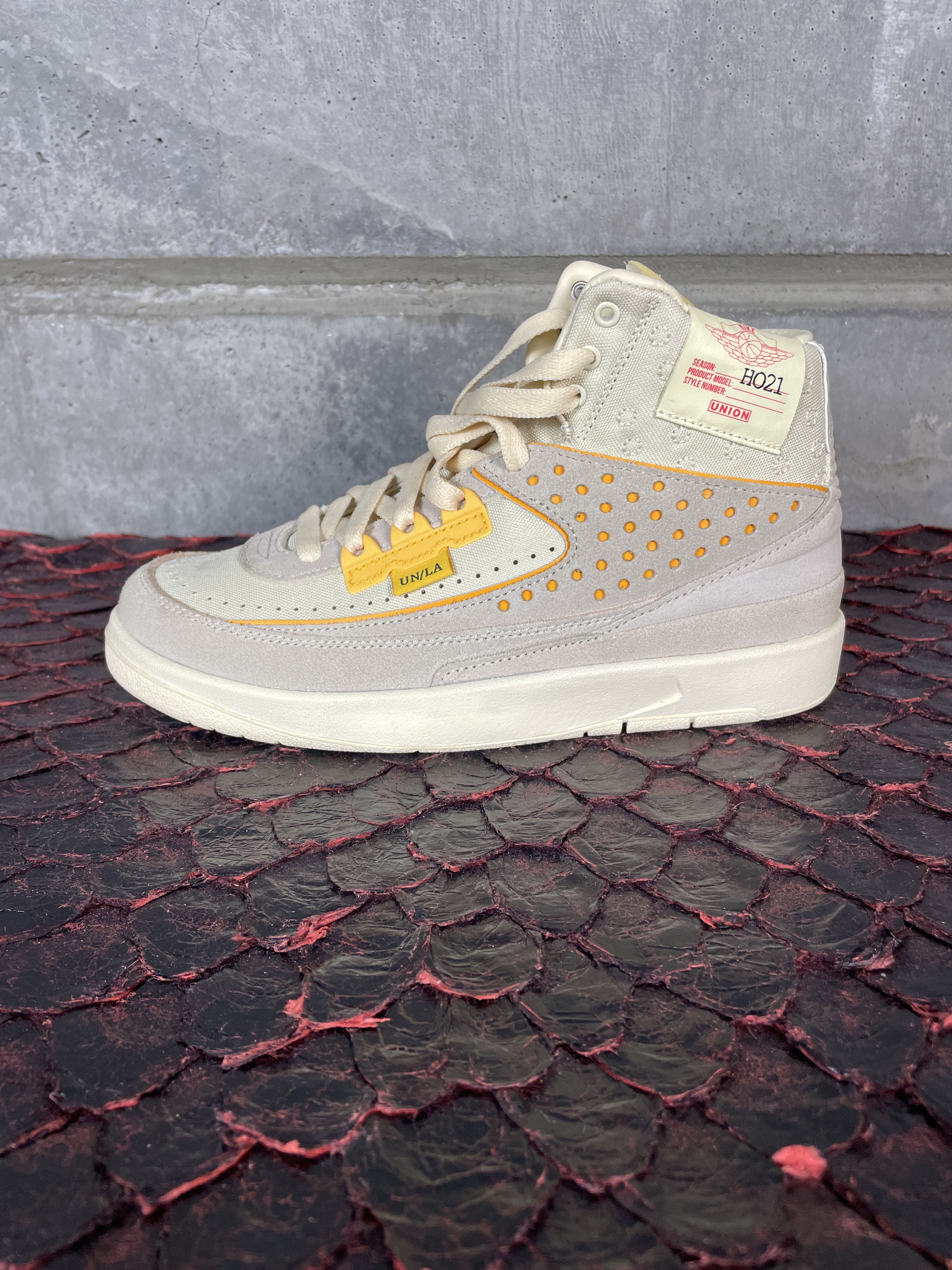 Jordan Brand Jordan 2 Retro SP "Union - Rattan" Size US 5.5 / EU 38 - 5 Thumbnail