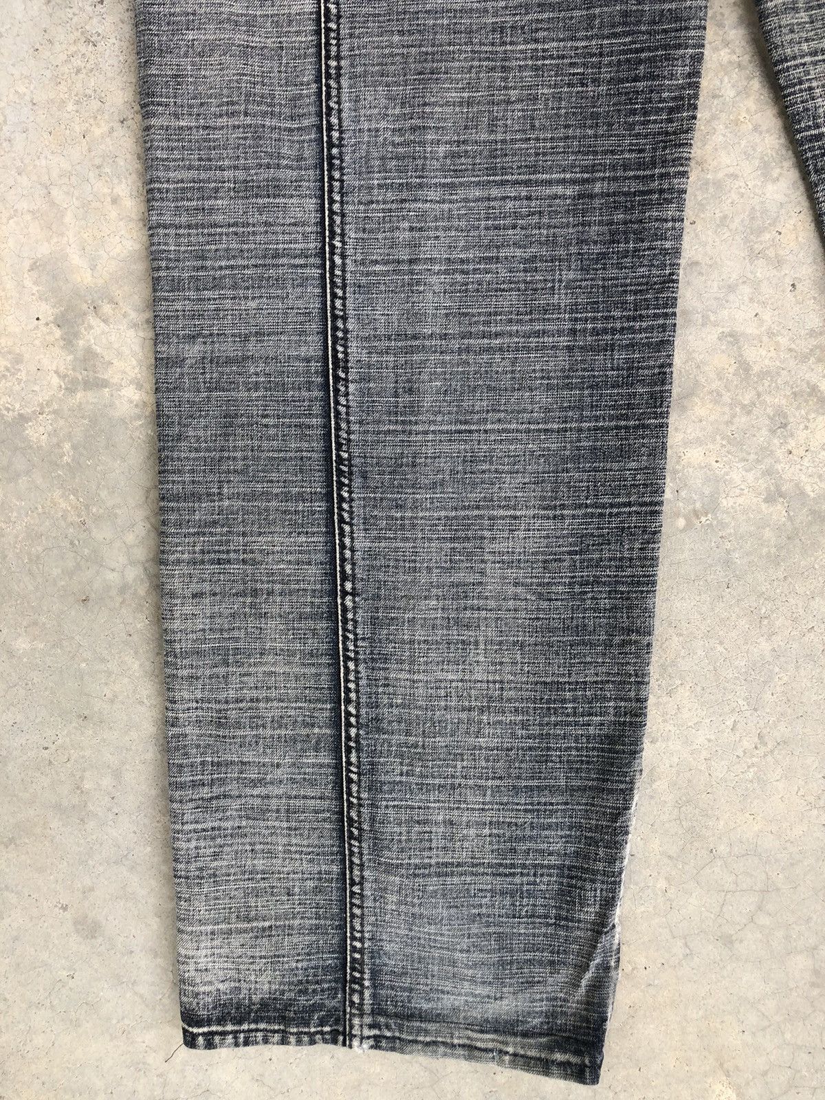 Fubu Japanese Fubu Baggy Jeans Hip Hop Distressed Jeans Size US 34 / EU 50 - 11 Thumbnail