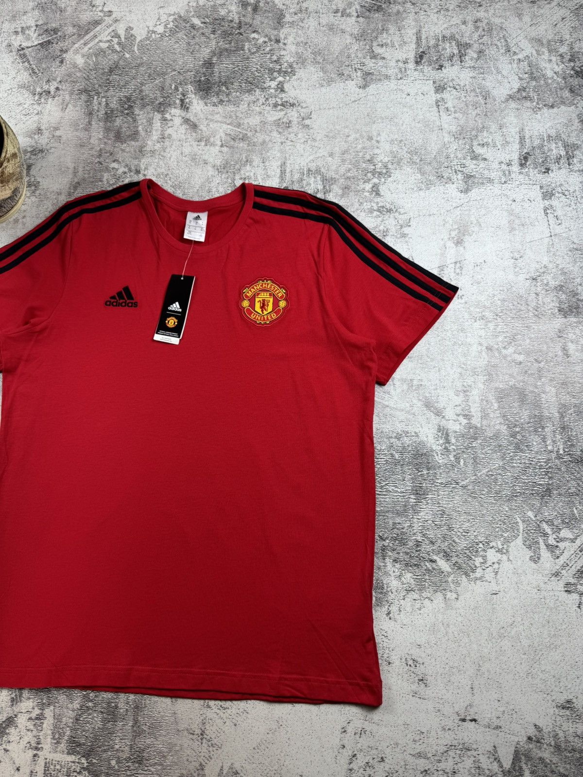 Adidas NEW Manchester United Training 2018 2019 Adidas Red Soccer Football Shirt Jersey Size US XL / EU 56 / 4 - 3 Thumbnail