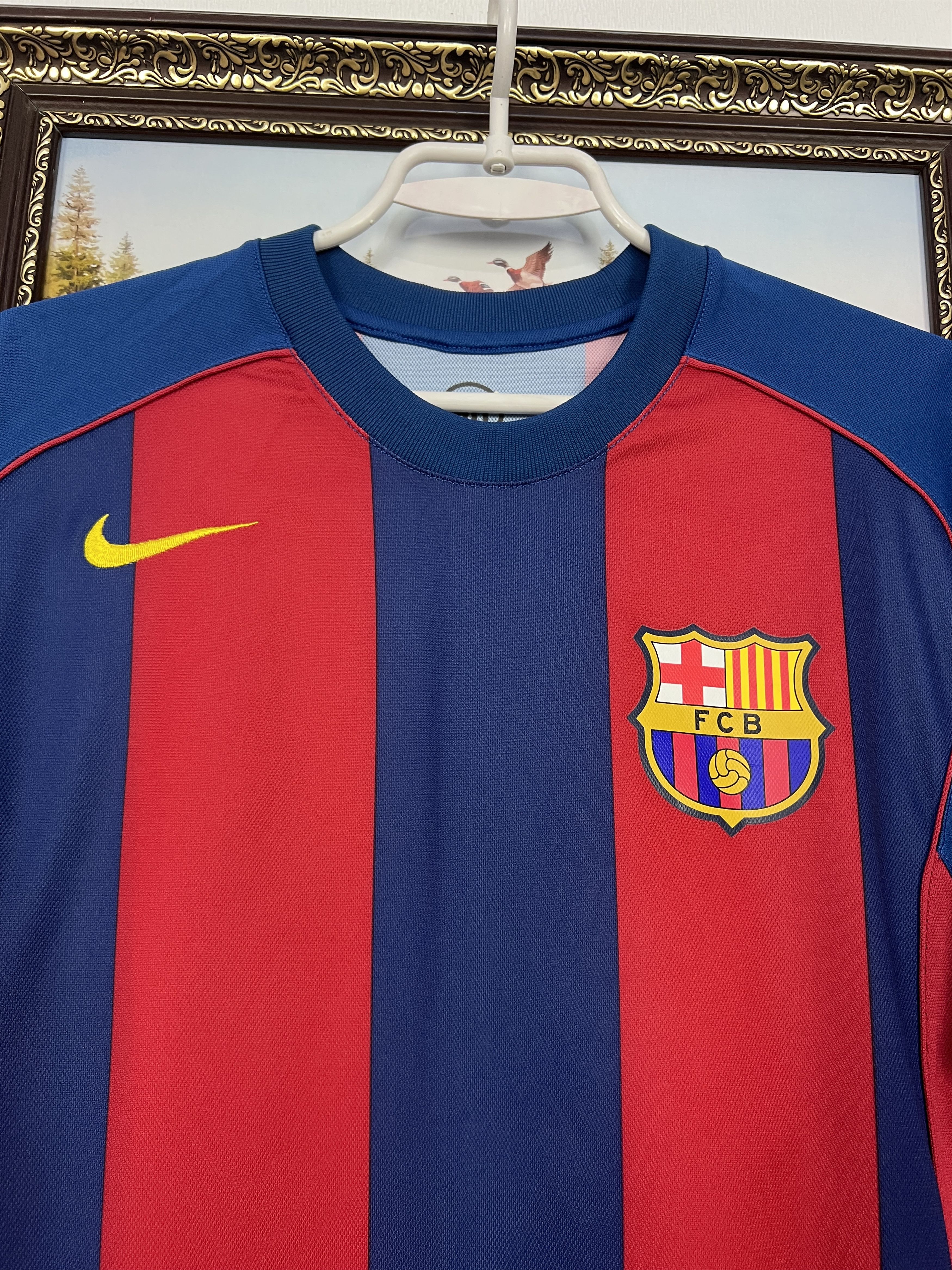 Nike Barcelona football shirt 2004 Soccer Nike Jersey Mens Size US M / EU 48-50 / 2 - 3 Thumbnail
