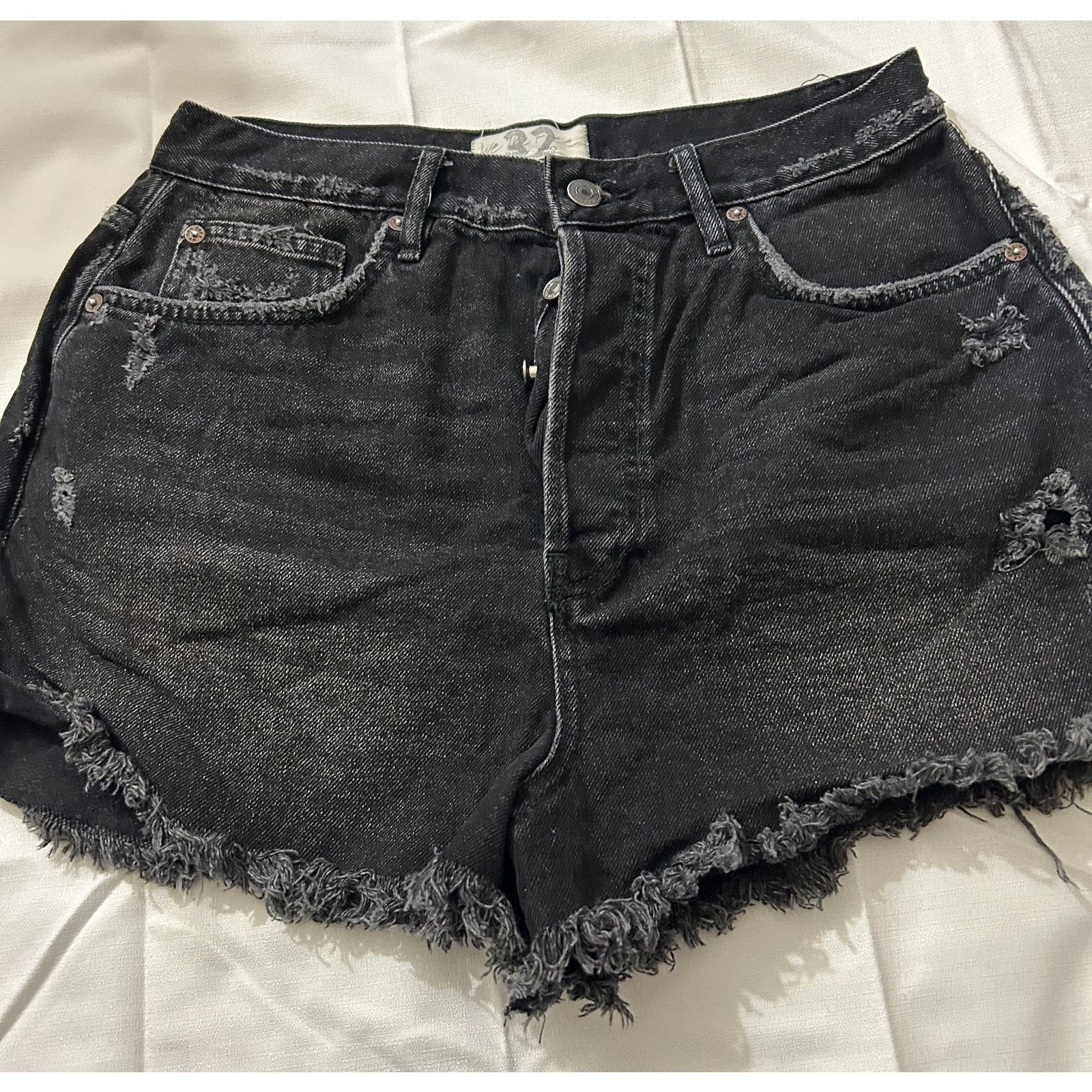 Free People Free People "We The Free" Black Denim Shorts-Women Size 32 Size 32" / US 10 / IT 46 - 4 Thumbnail