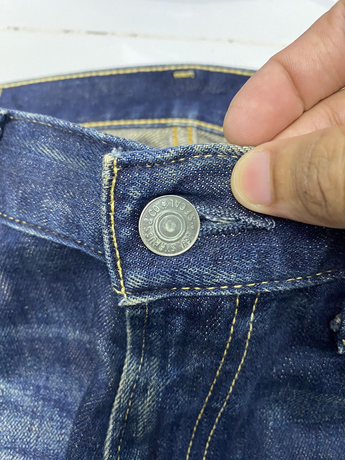 Levi's × Vintage LEVIS 503 MUD WASH BAGGY DISTRESSED SELVEDGE DENIM JEANS Size US 31 - 12 Thumbnail