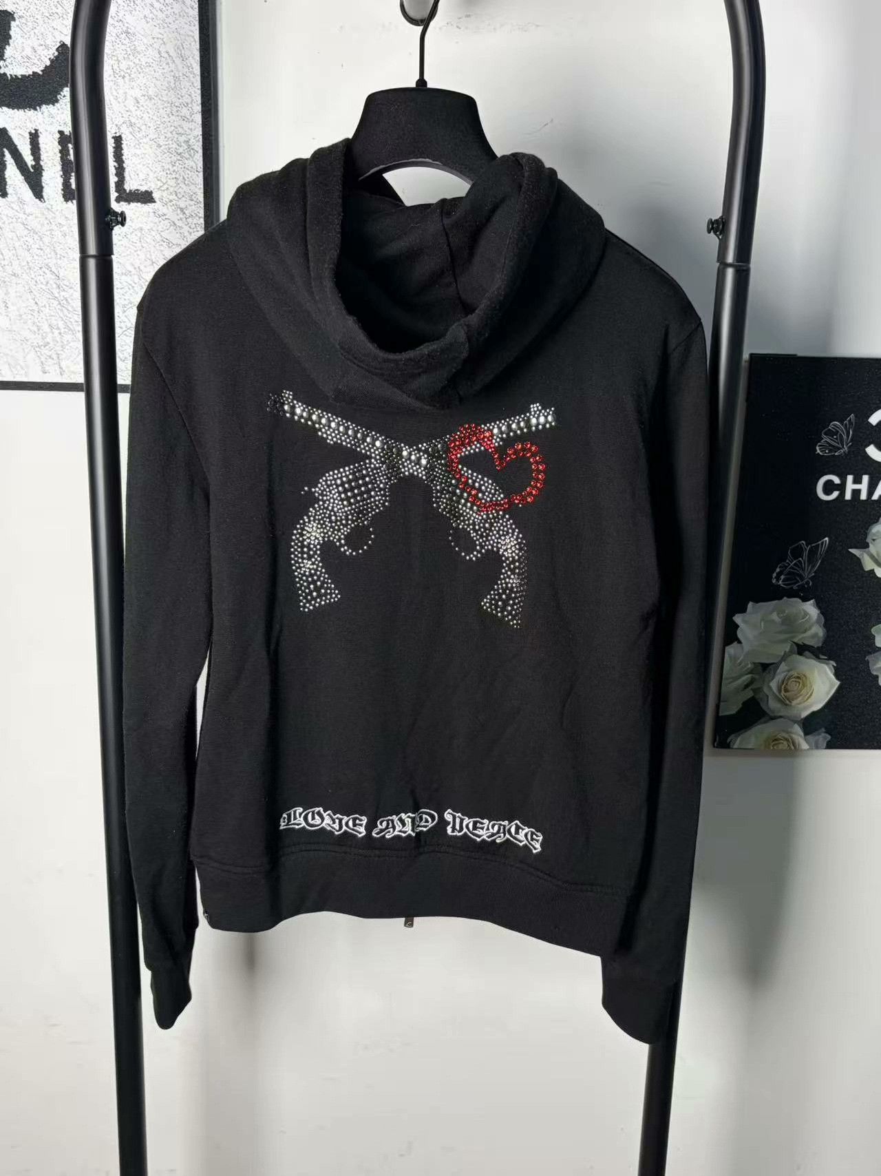Prada Prada White Hoodie m Men Size US M / EU 48-50 / 2 - 1 Thumbnail