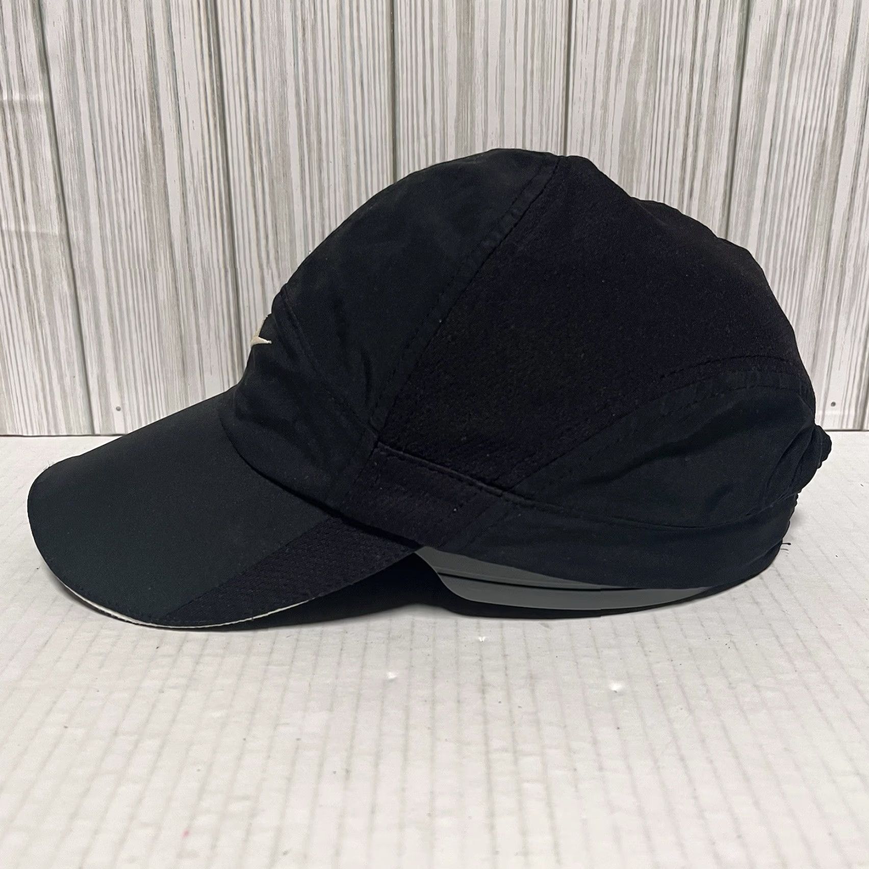 Nike Nike Hat Cap Strap Back Black Panel Tailwind Featherlight Tennis Pickleball Mens Adjustable Black Baseball Cap Logo (Men) Size ONE SIZE - 4 Thumbnail