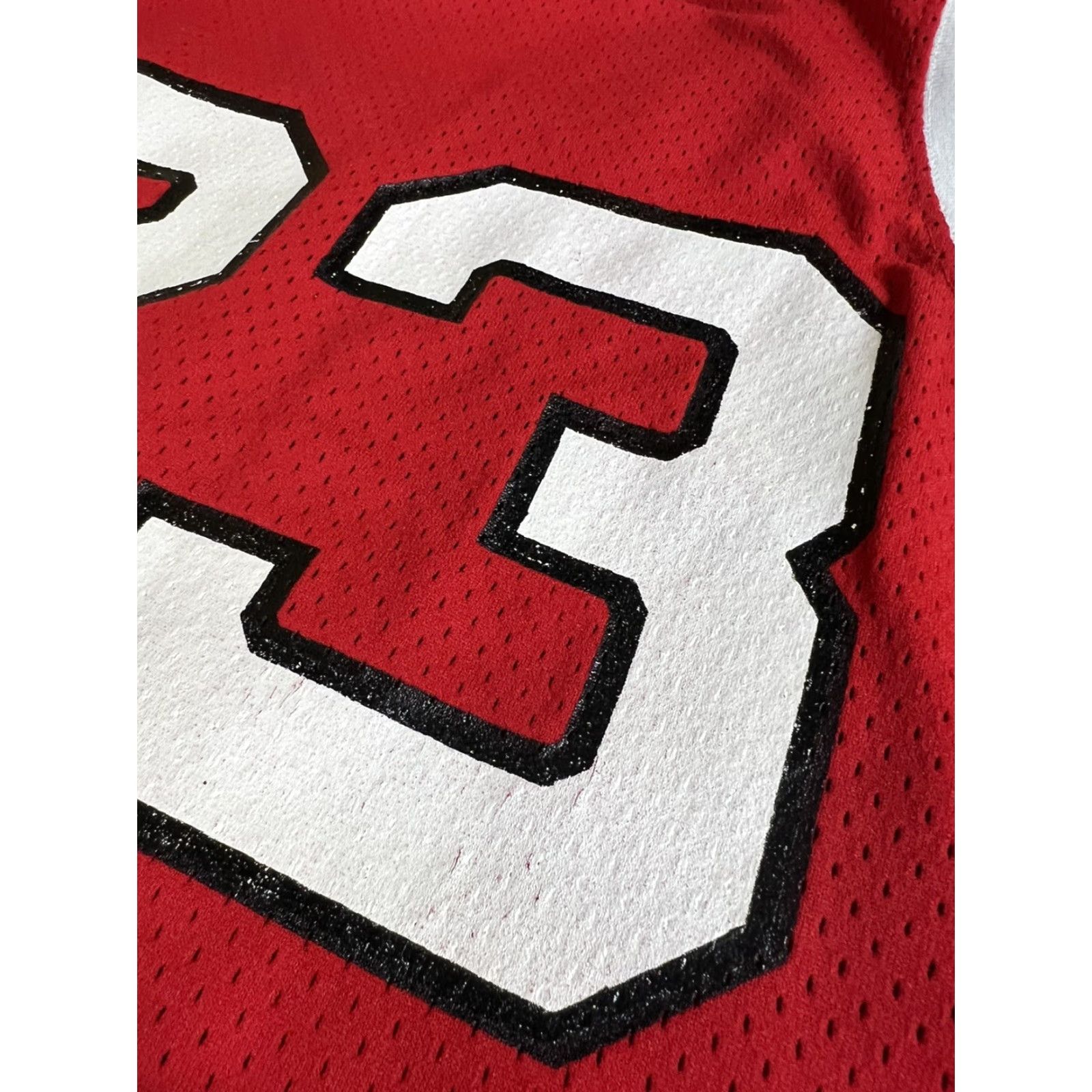 Champion VINTAGE Champion USA Made Red Basketball Jersey #23 College High School L Mens Tank Sleeveless Jersey Basketball Boys Girls Size US L / EU 52-54 / 3 - 7 Thumbnail