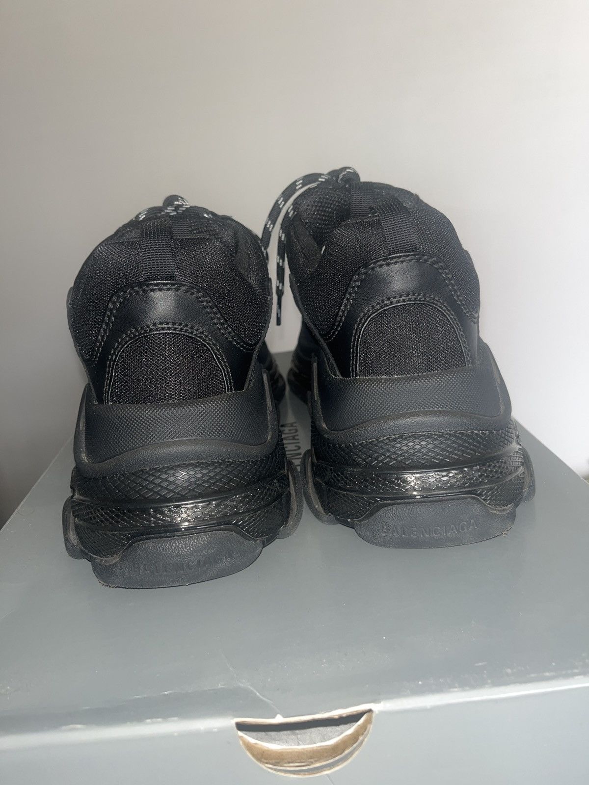 Balenciaga BALENCIAGA TRIPLE S CLEAR SOLE Size US 9 / EU 42 - 8 Thumbnail