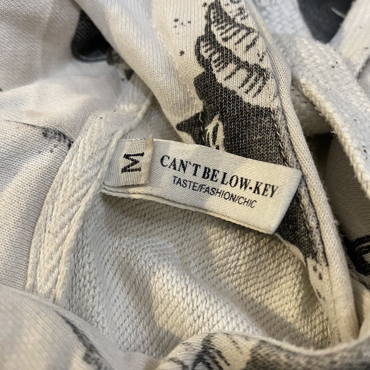 Japanese Brand 2000s Can't Bellow Key Y2K Style Hoodie Full Print Size US M / EU 48-50 / 2 - 7 Thumbnail
