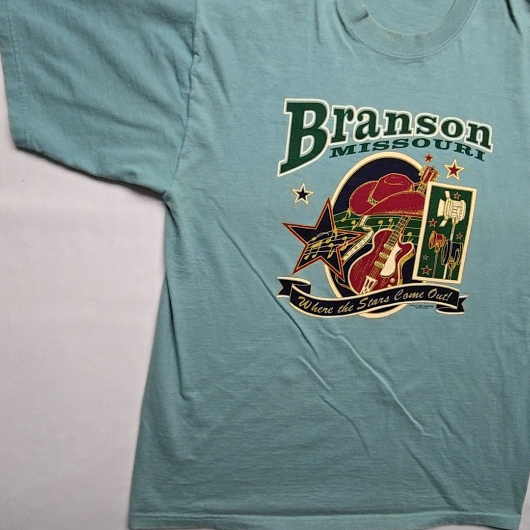 Fruit Of The Loom × Vintage Vintage Branson Missouri Shirt Blue Fruit of the Loom L Tee Size US L / EU 52-54 / 3 - 5 Thumbnail