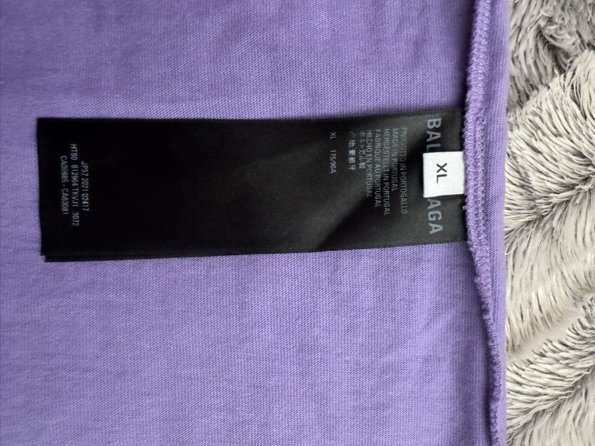 Balenciaga Purple Balenciaga Political Campaign Logo Print T-Shirt Size XL / US 12-14 / IT 48-50 - 6 Thumbnail